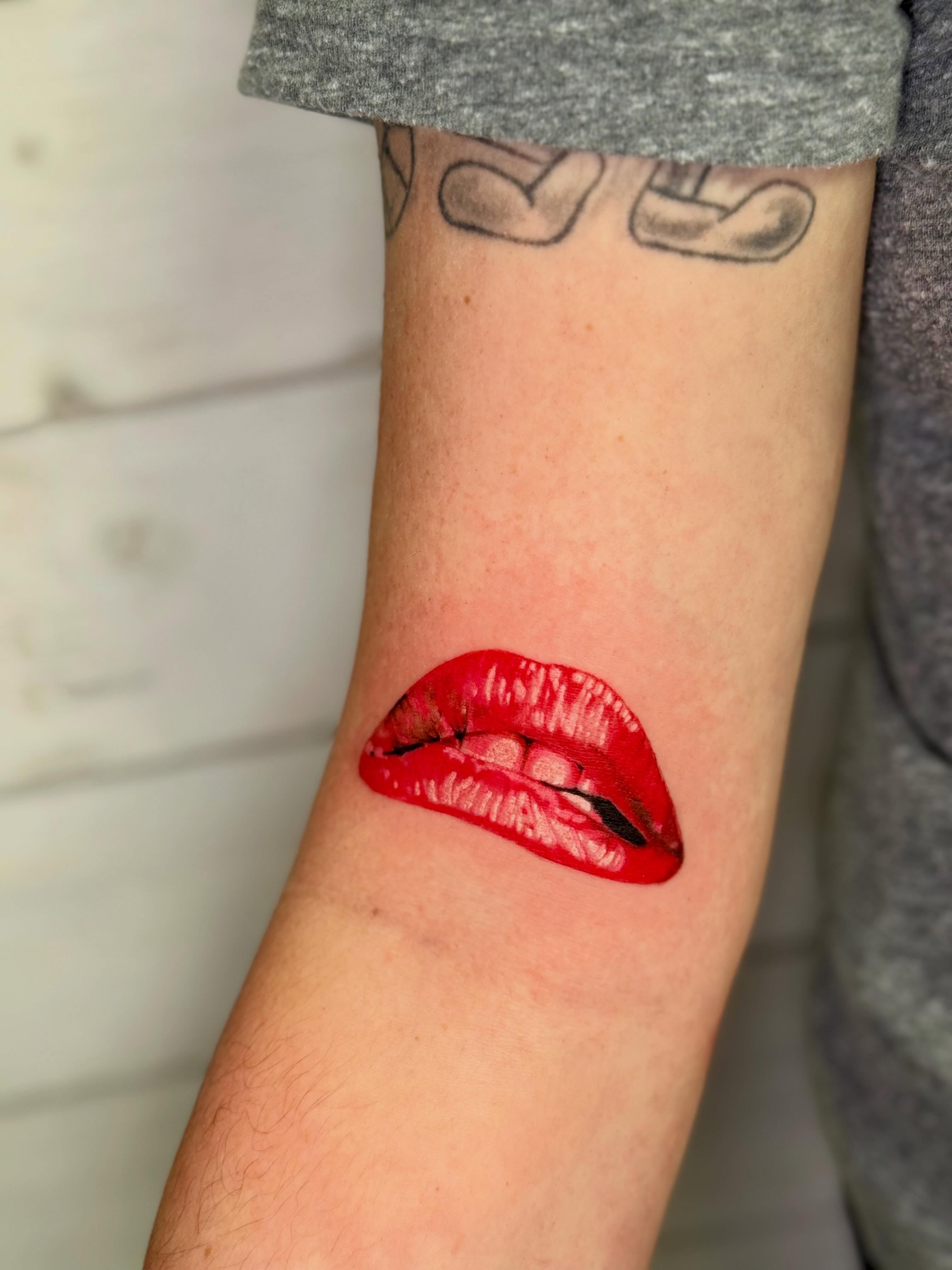 Tattoo by @muridiana — realism