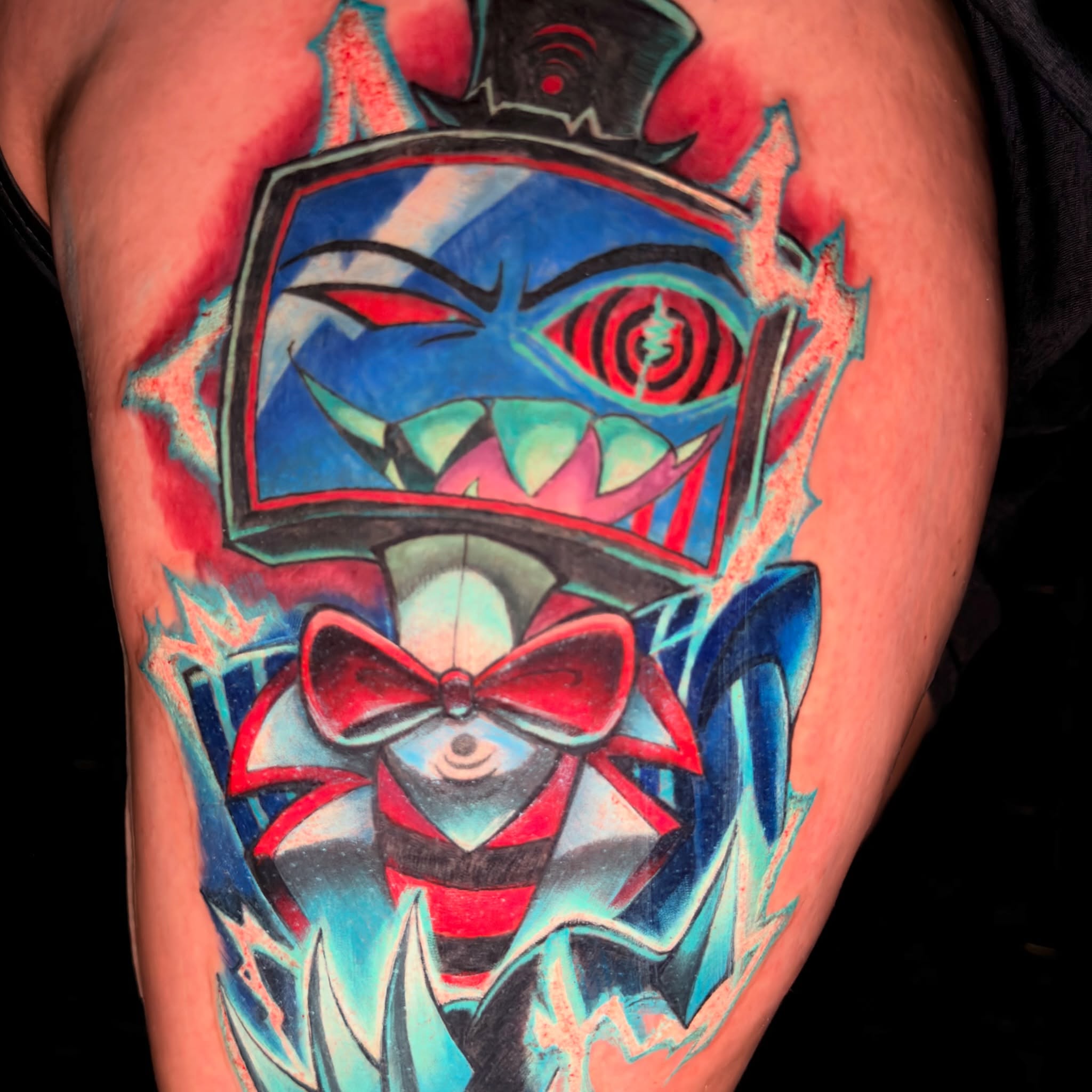 Tattoo by @mugen.xiii — new_school, geometric