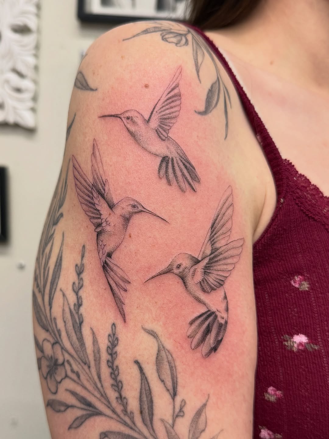 Tattoo by @lilianayaneth — fine_line, black_and_grey