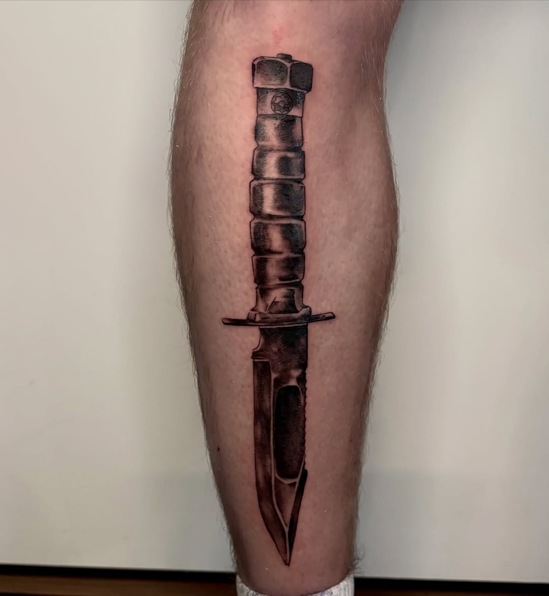Tattoo by @aannamosity — realism, black_and_grey