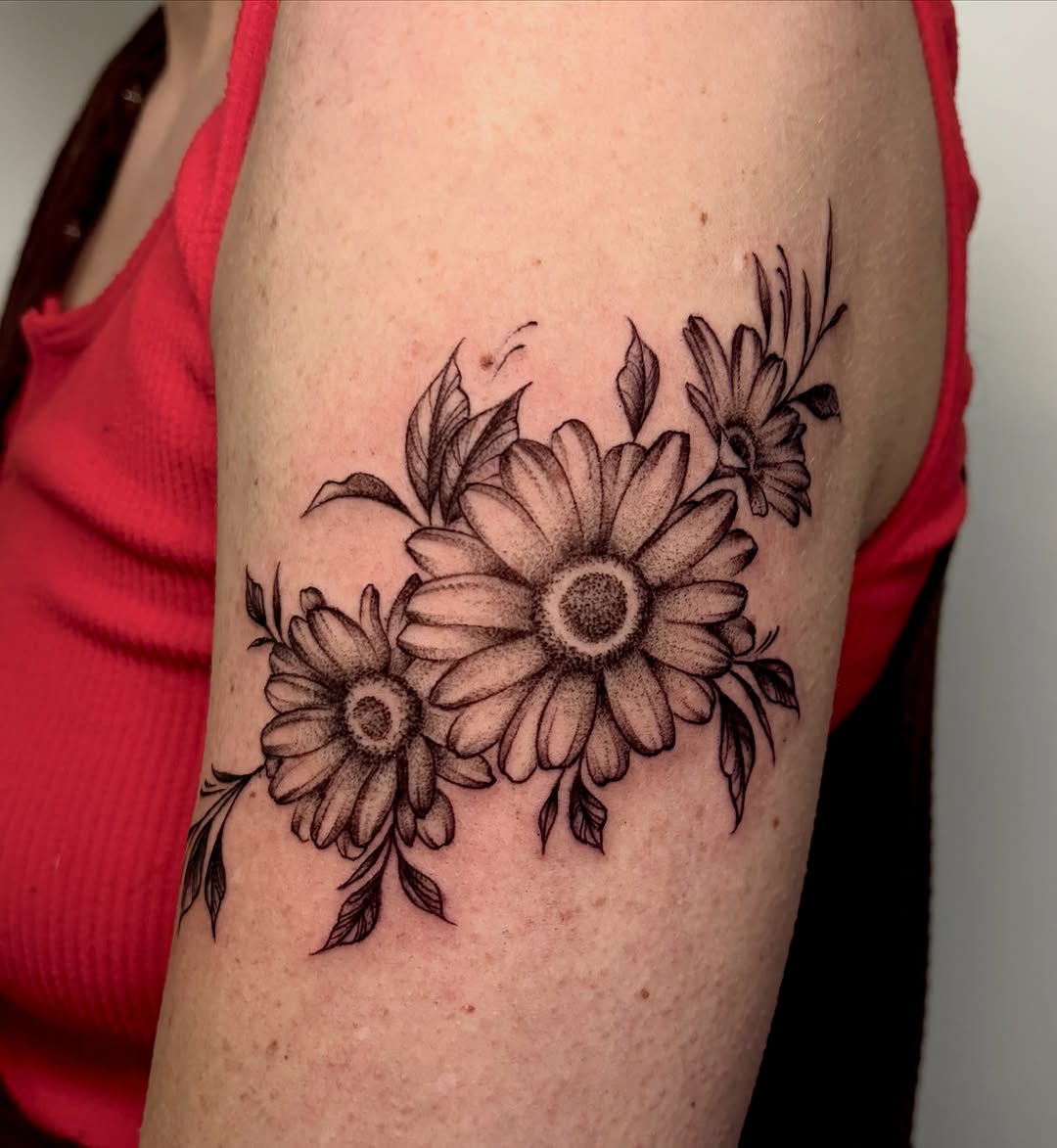 Tattoo by @aannamosity — dotwork, fine_line