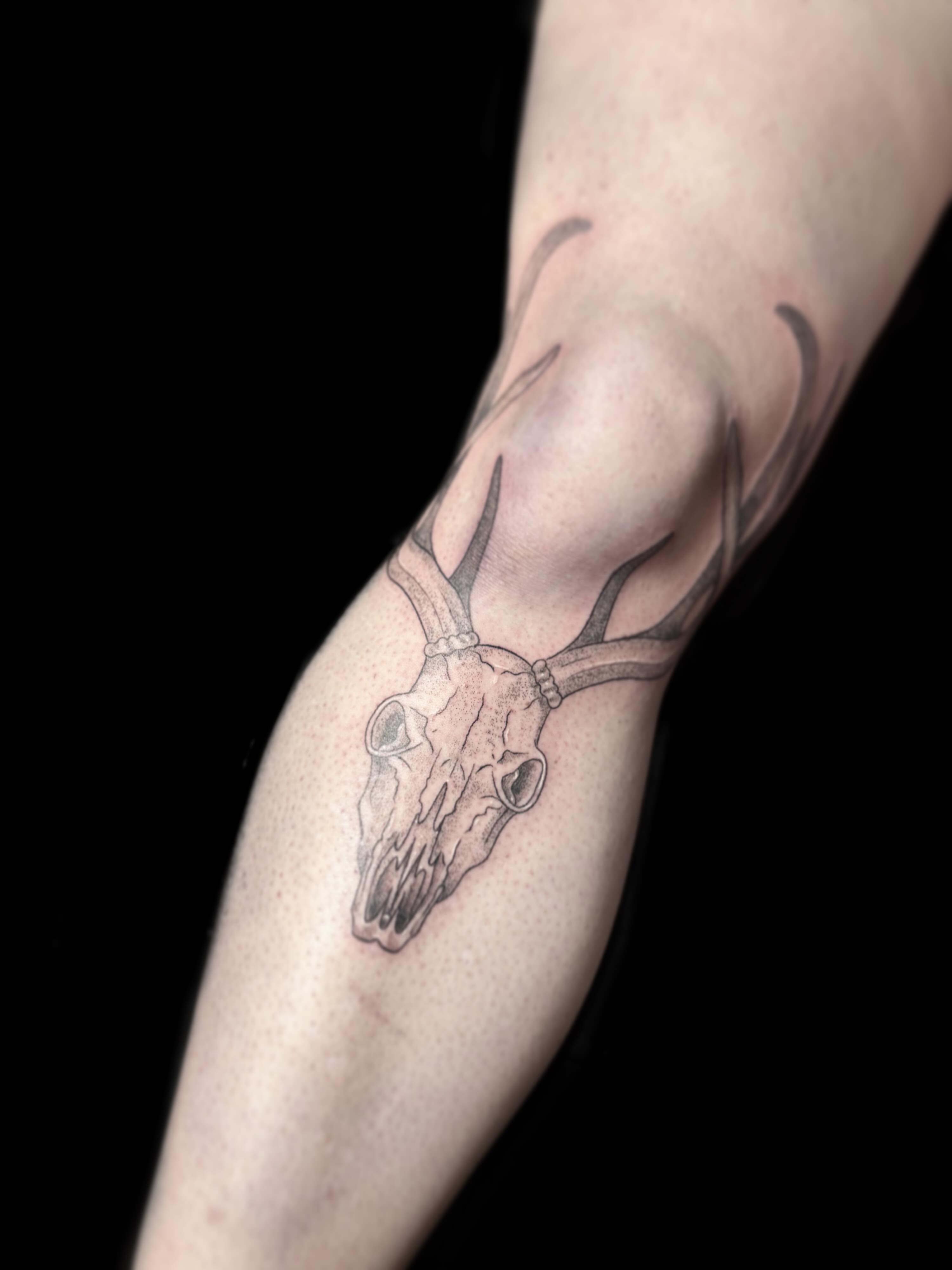 Tattoo by @theinkedfrog — black_and_grey