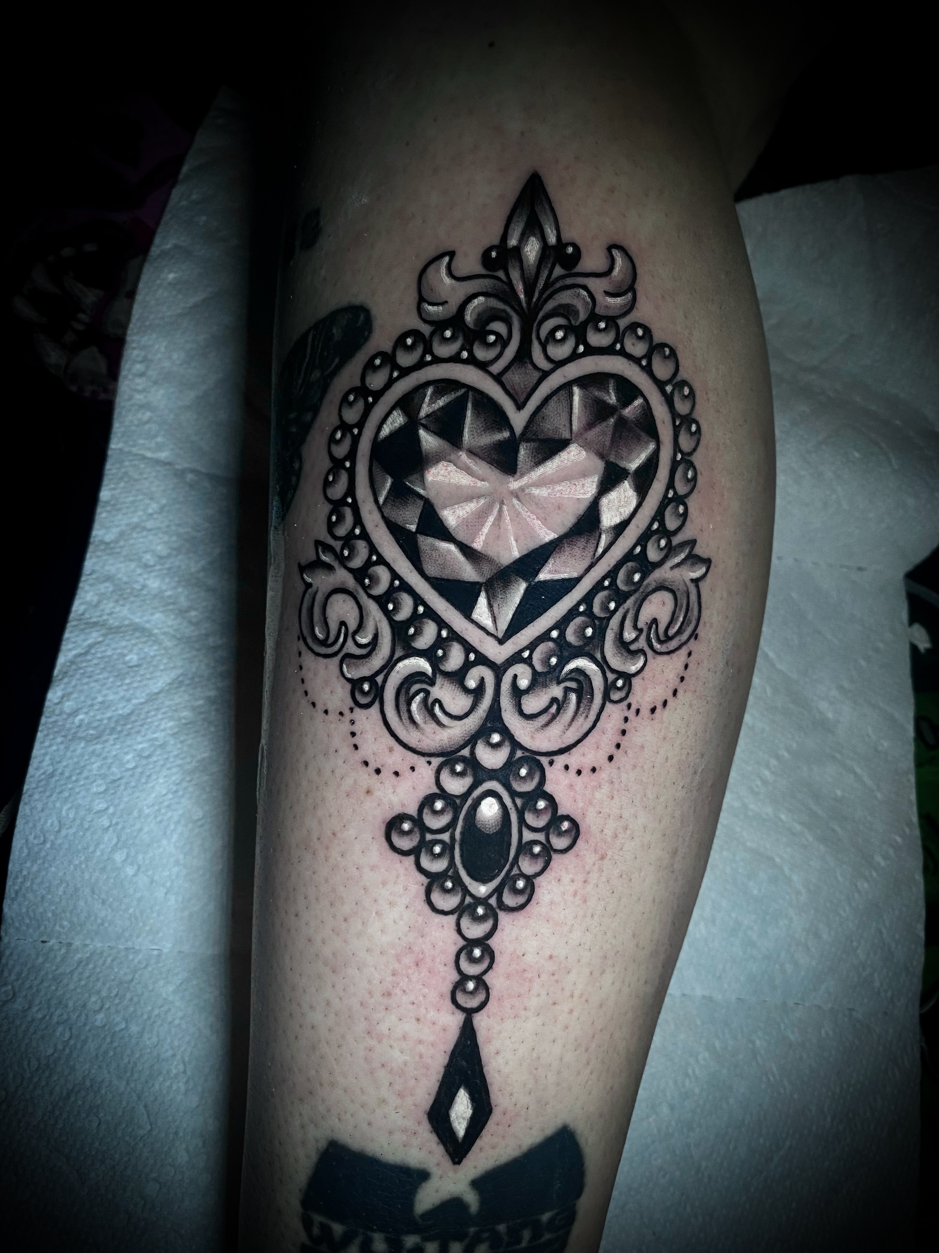 Tattoo by @rotten_randi_tattoo — black_and_grey, geometric