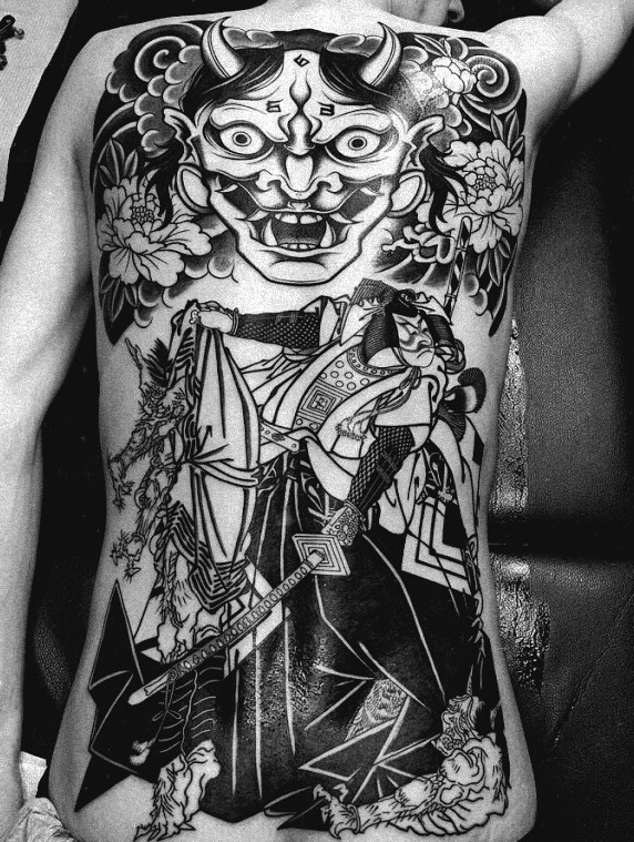 Tattoo by @noirtatu — japanese_irezumi, blackwork