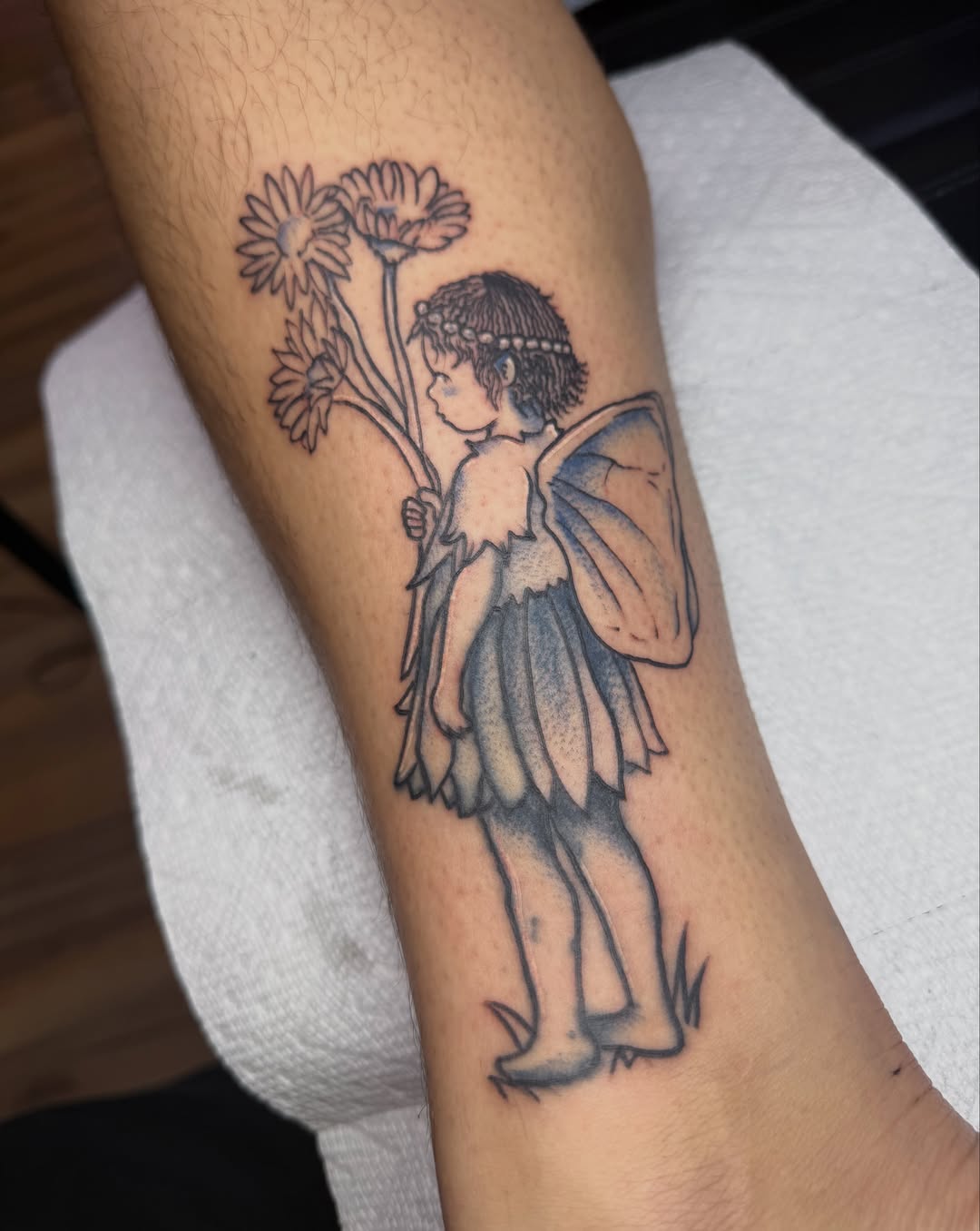 Tattoo by @yobeazytattoos — black_and_grey