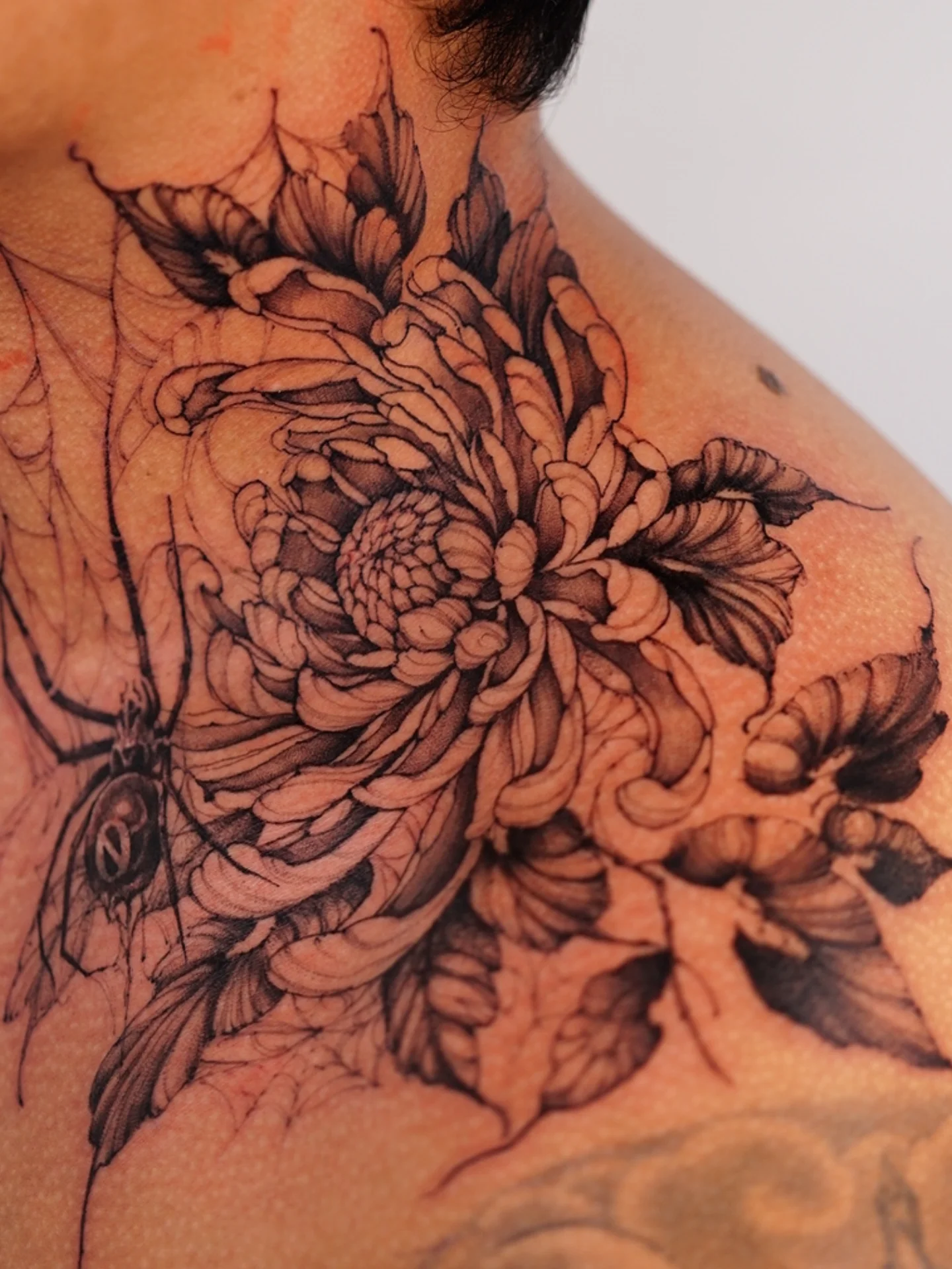 Tattoo by @vii_tattoo — black_and_grey, realism