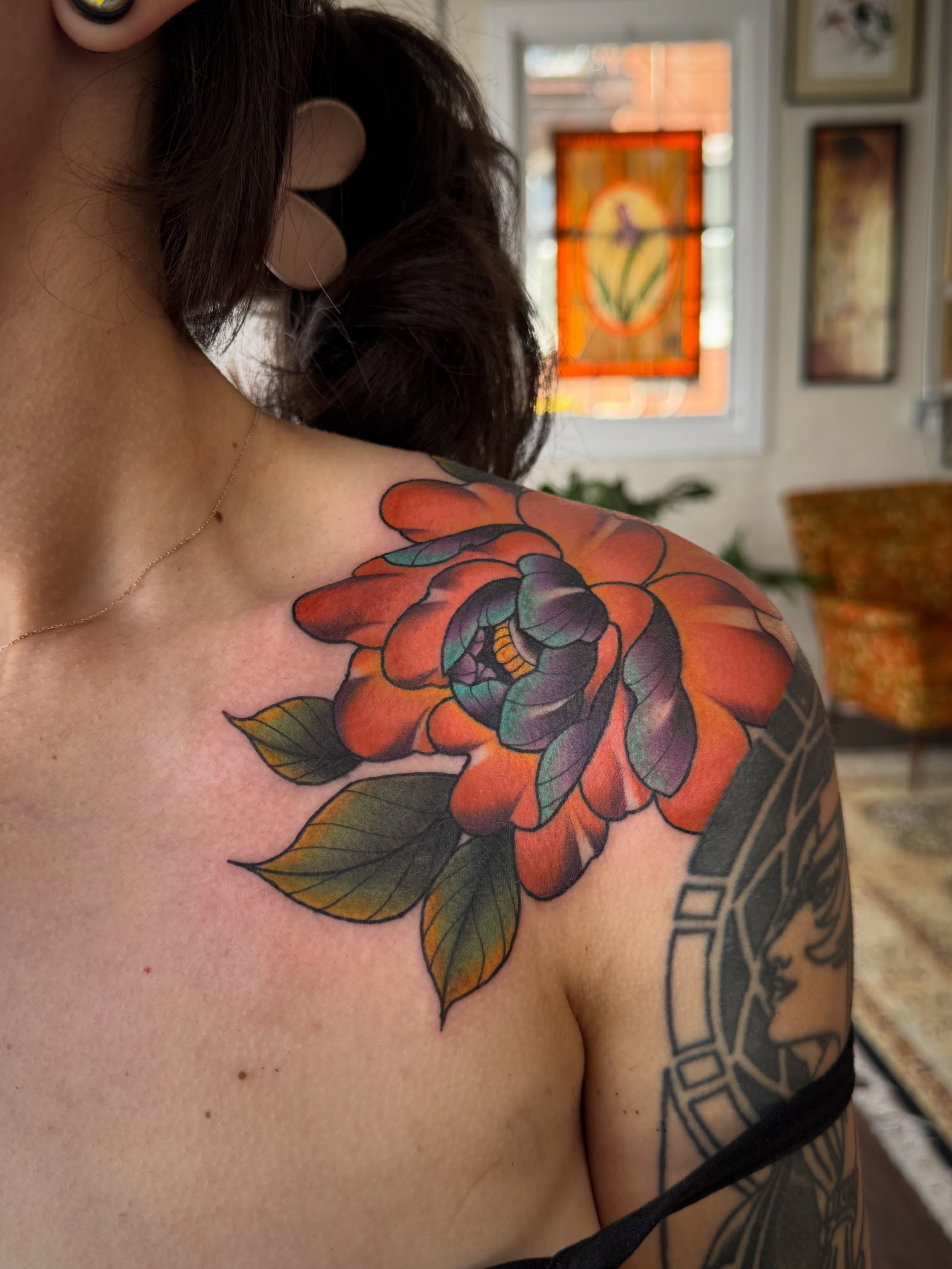 Flower new school tattoo on the shoulder by Alisa (Li) Affatato ๐ผ