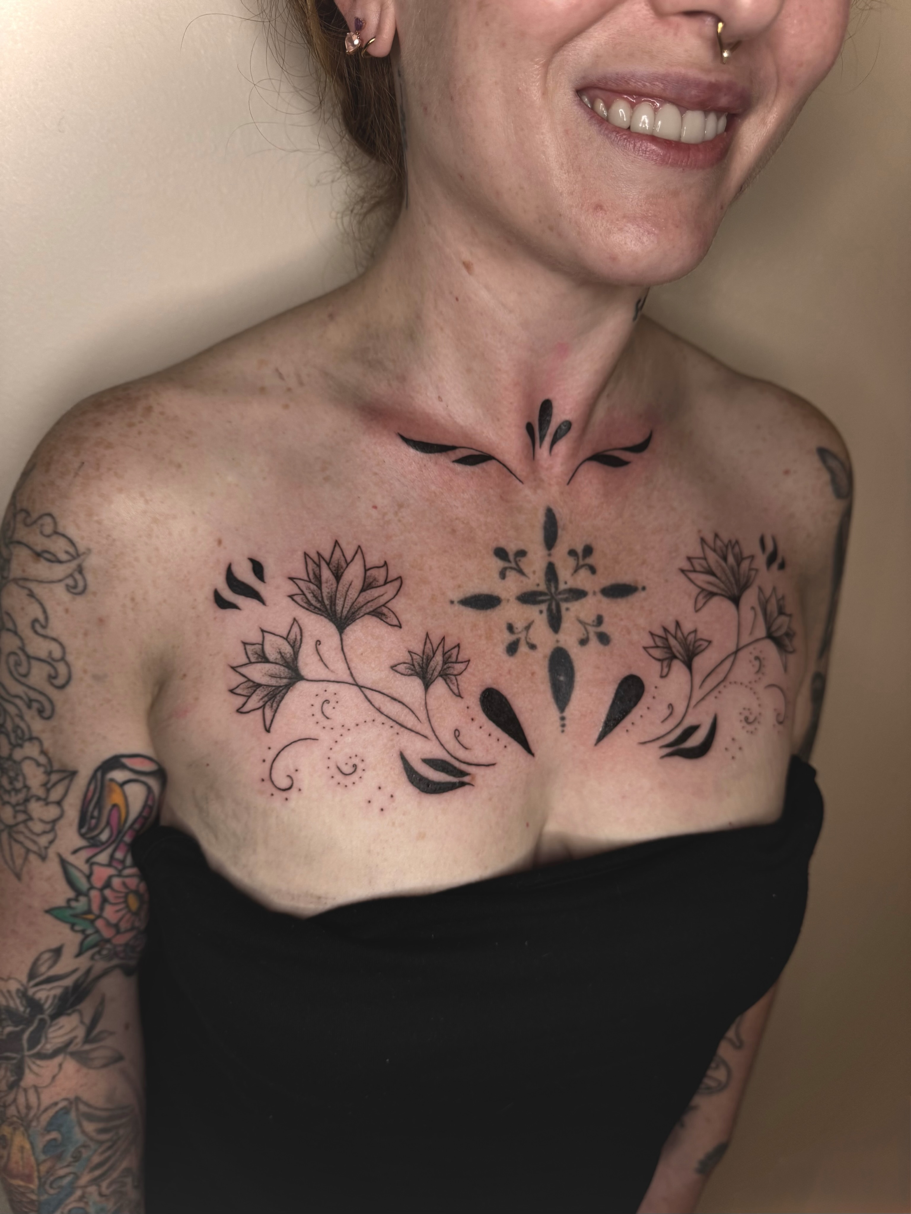 Tattoo by @katelumos — black_and_grey