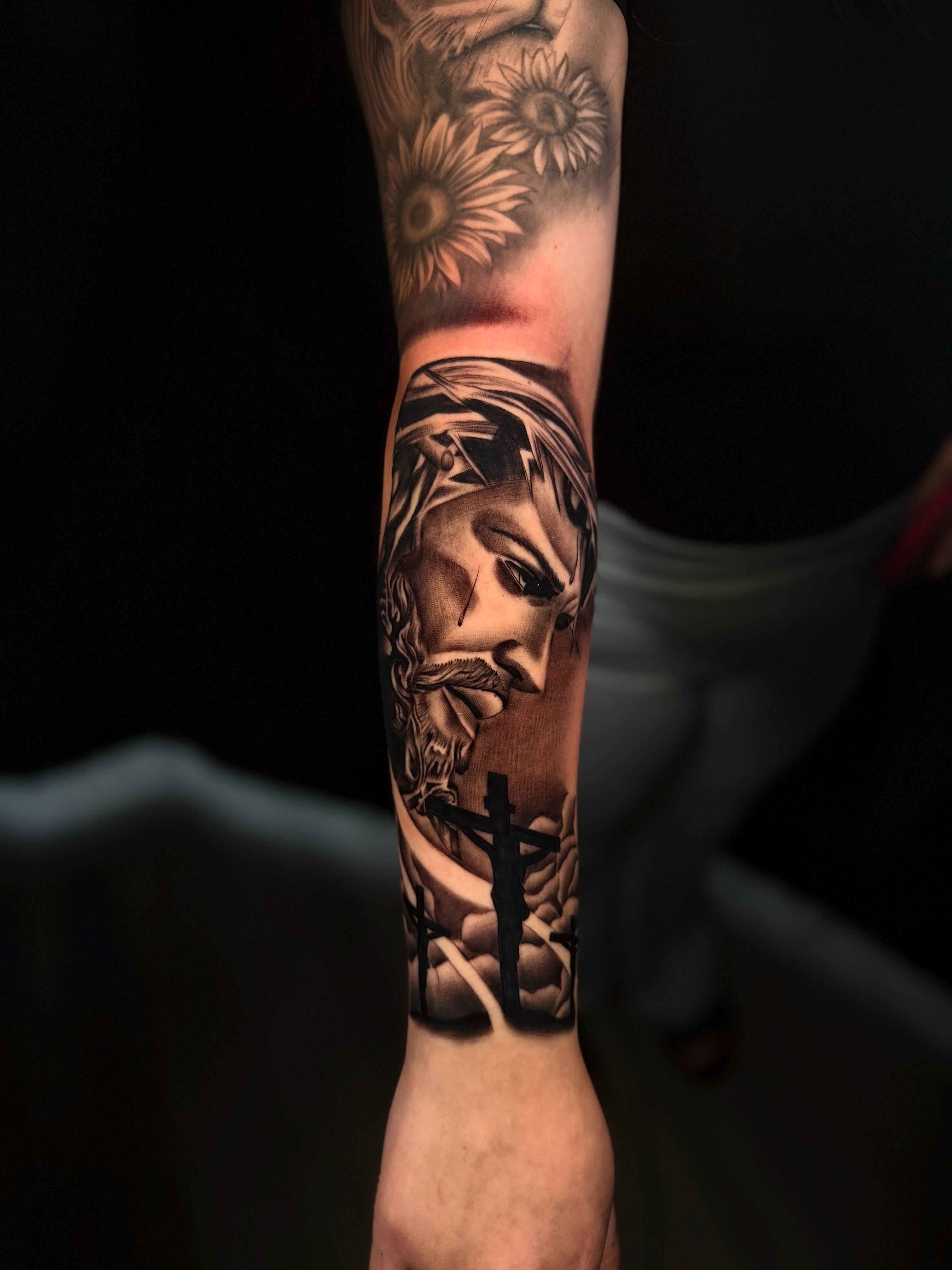 Tattoo by @aaron.tattoos — black_and_grey, realism