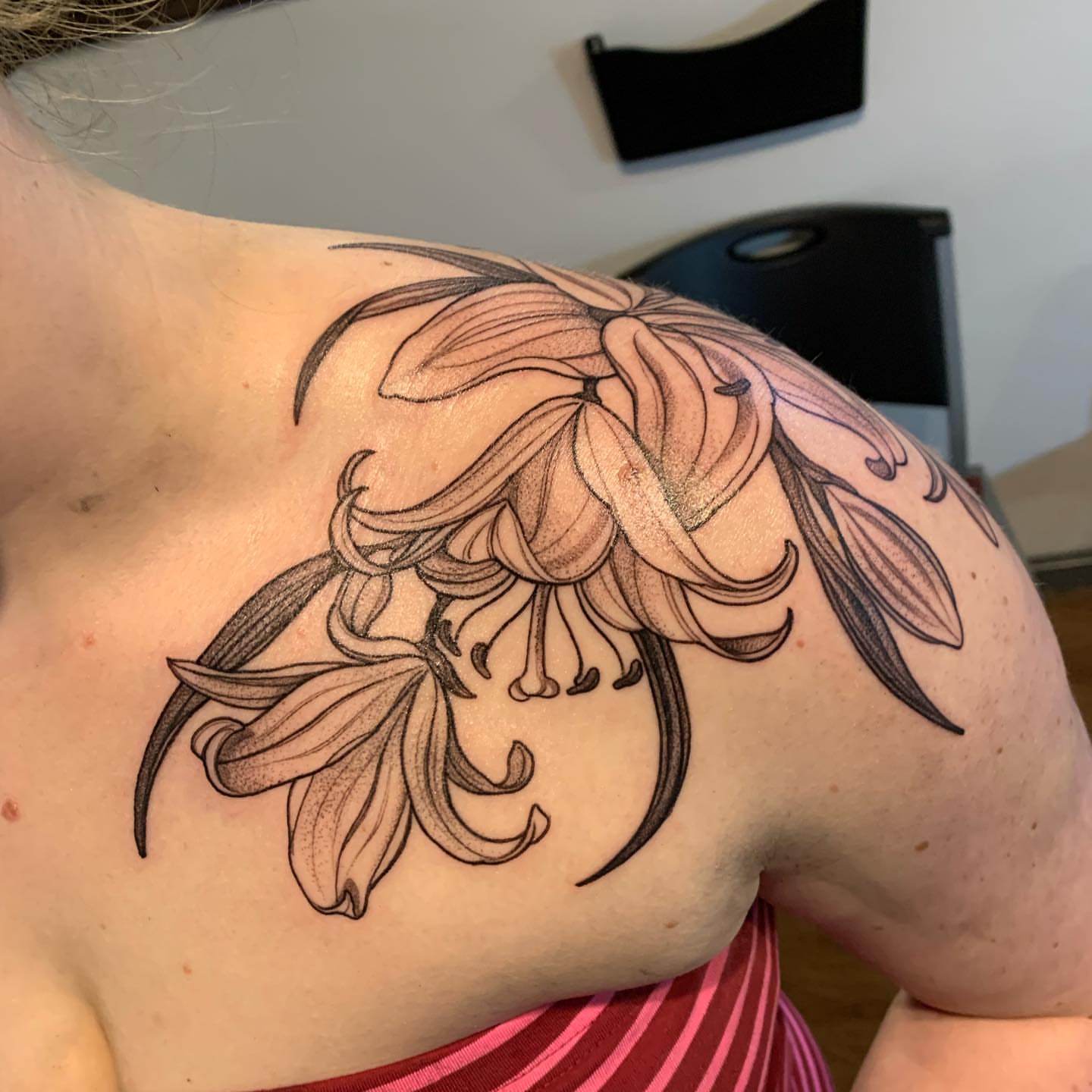 Tattoo by @tabby_wirebach_tattoos — black_and_grey