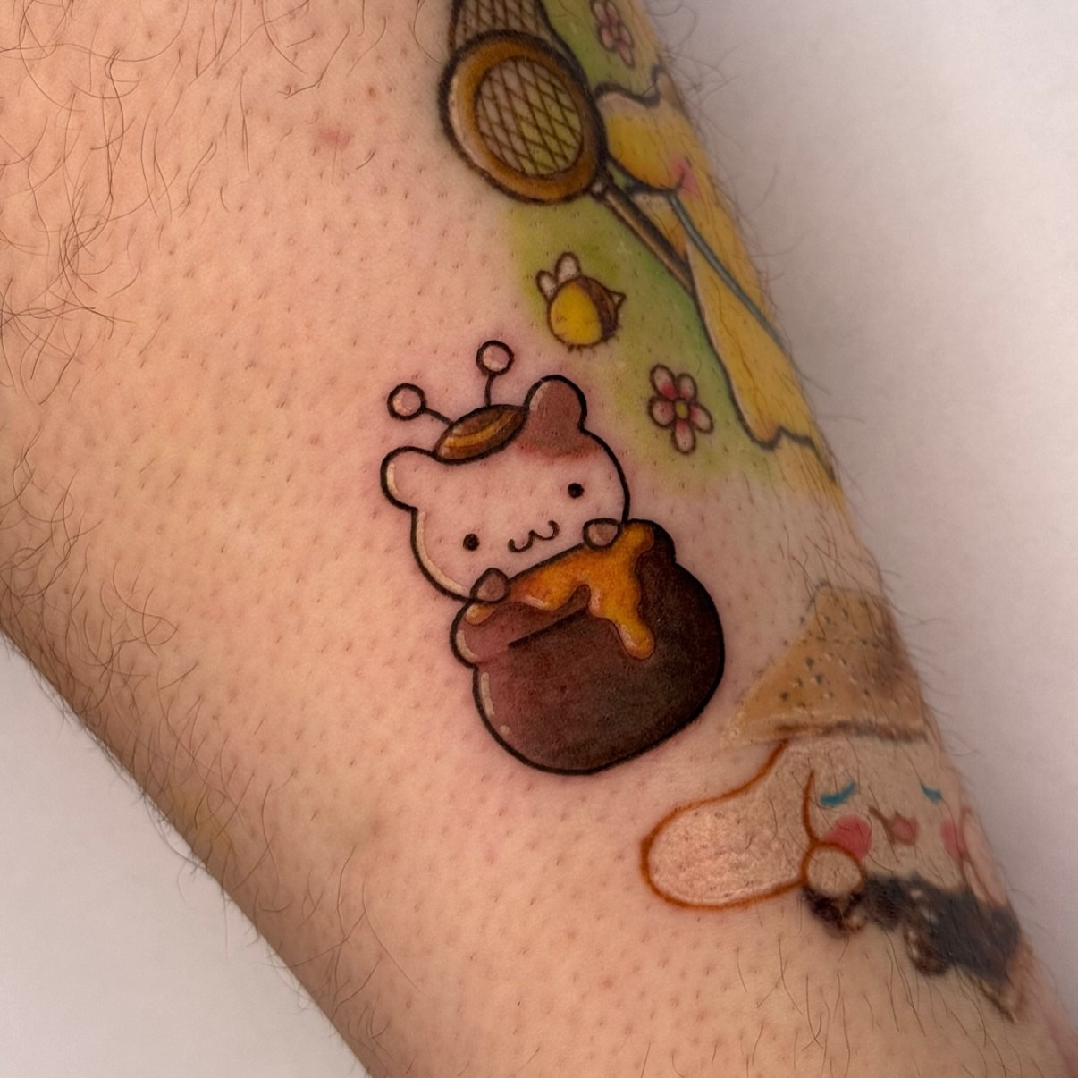 Tattoo by @roselutattoo β dotwork
