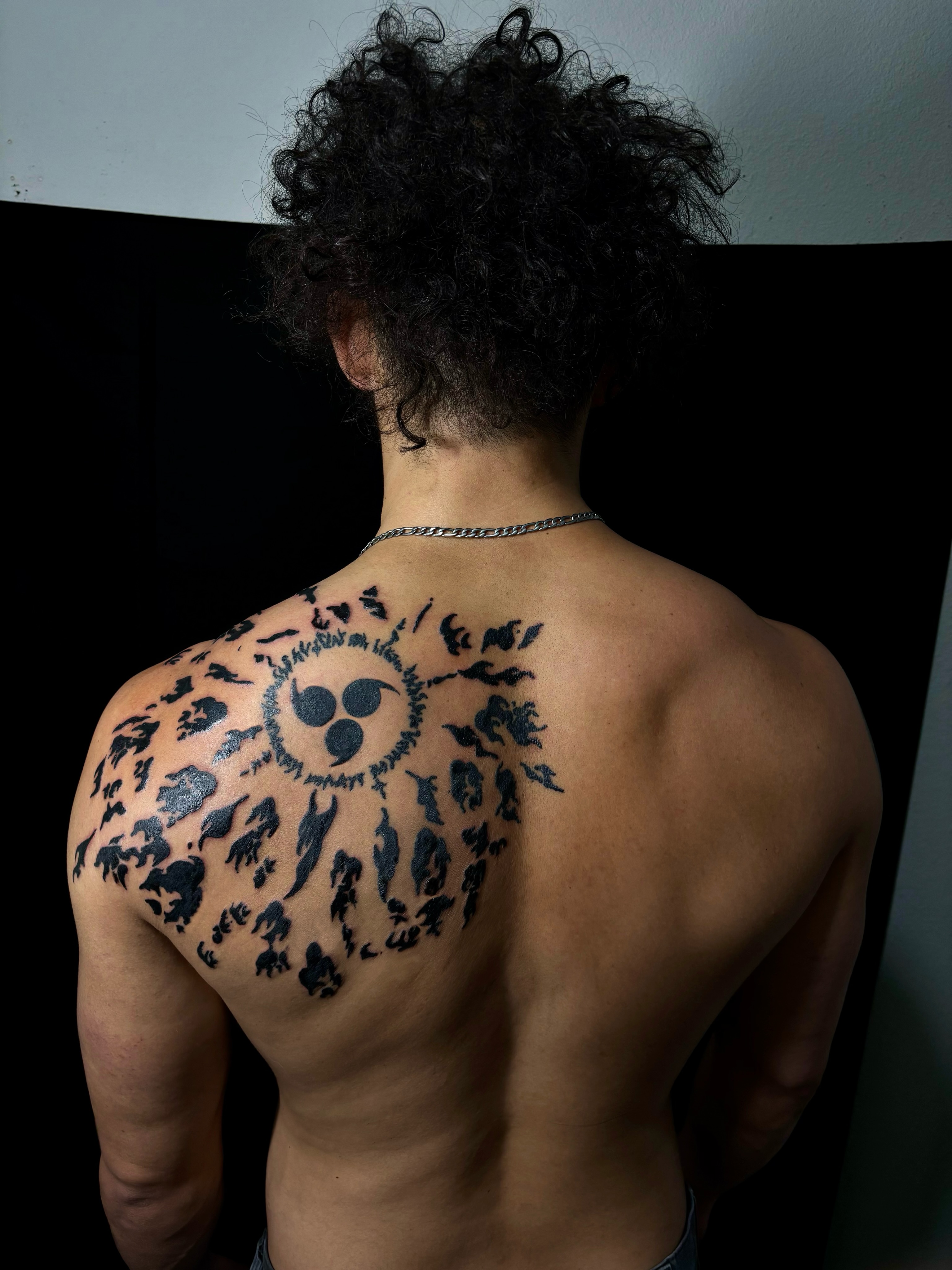 Abstract design dotwork tattoo on the back by JT.tattoos