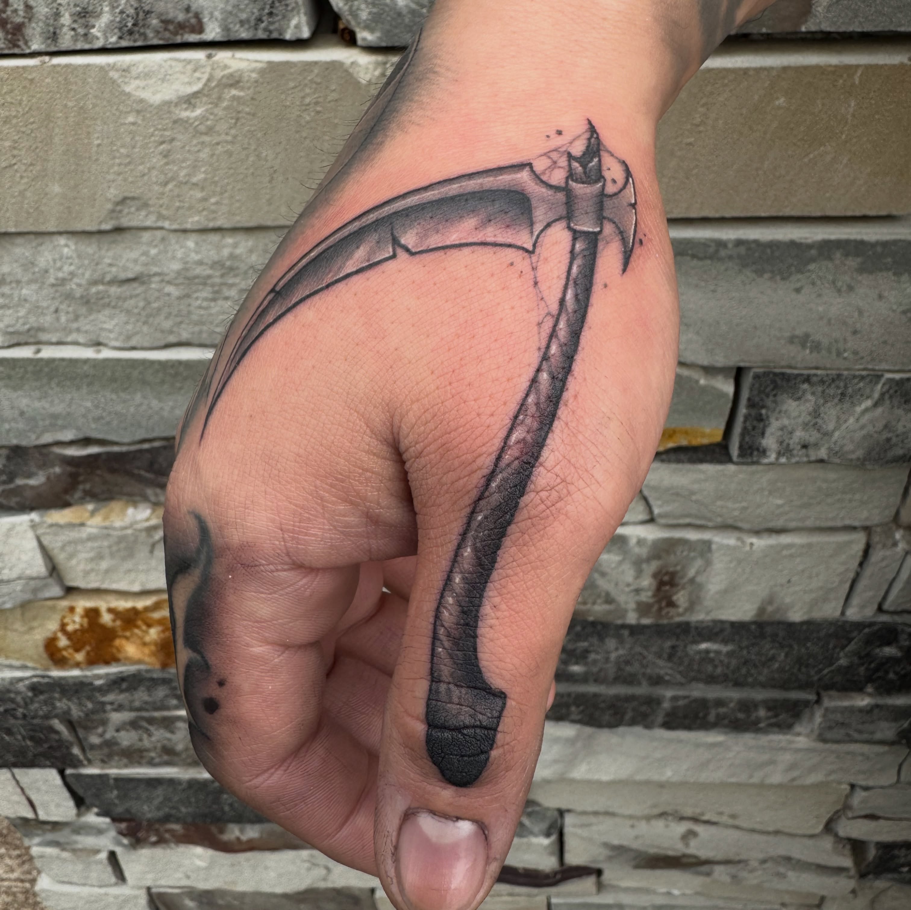 Tattoo by @aintnothinbutagthang817 — black_and_grey