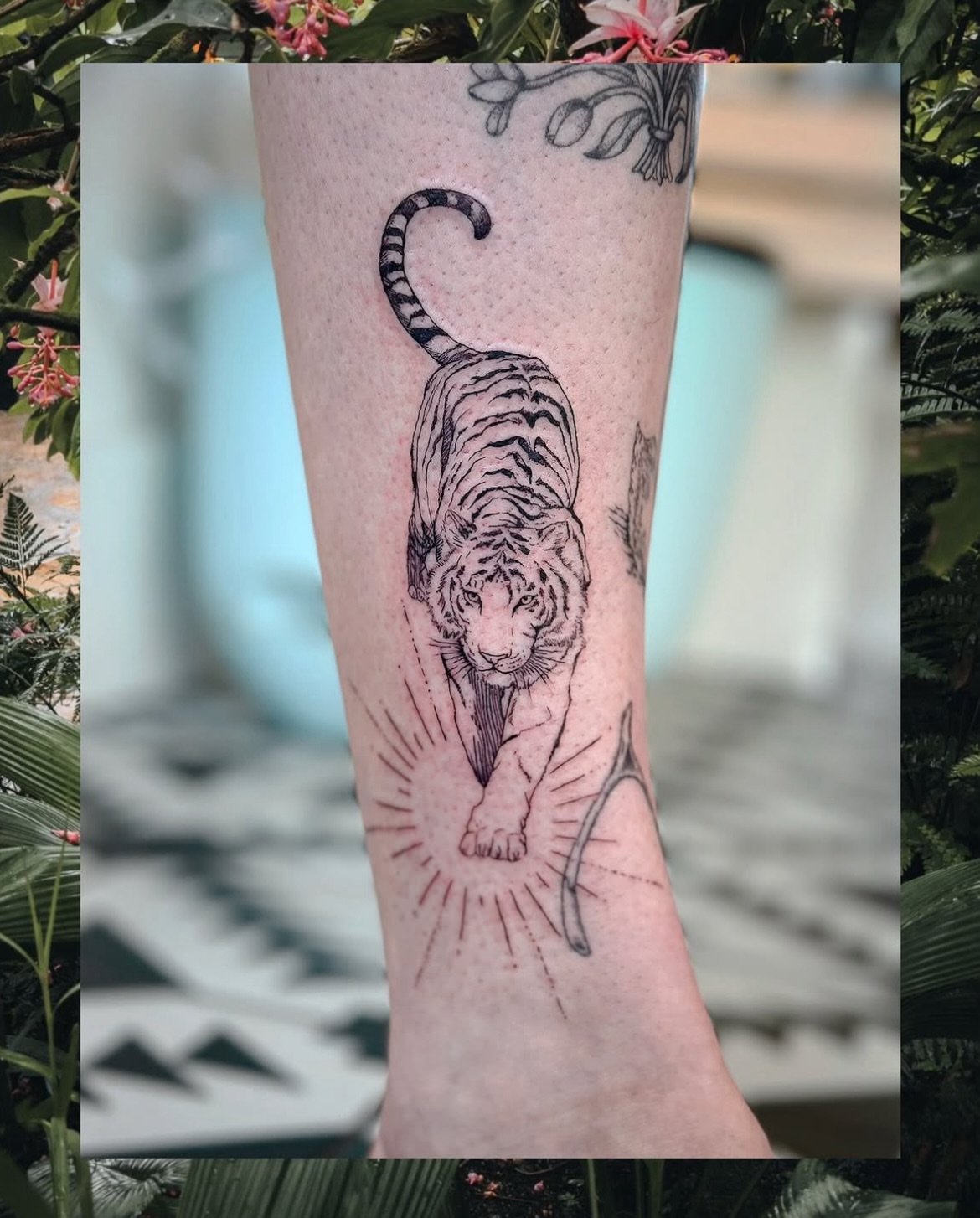 Tiger black and grey tattoo on the forearm by 𝗠𝗶𝗱𝗻𝗶𝗴𝗵𝘁 〰️ 𝕄𝕠𝕠𝕟𝕝𝕚𝕘𝕙𝕥