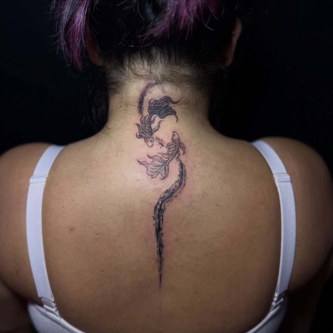 Mermaid black and grey tattoo on the back by ๐๐ญ๐ฆ๐จ๐ณ๐ข โ๐๐ฆ๐จโ ๐ฆต