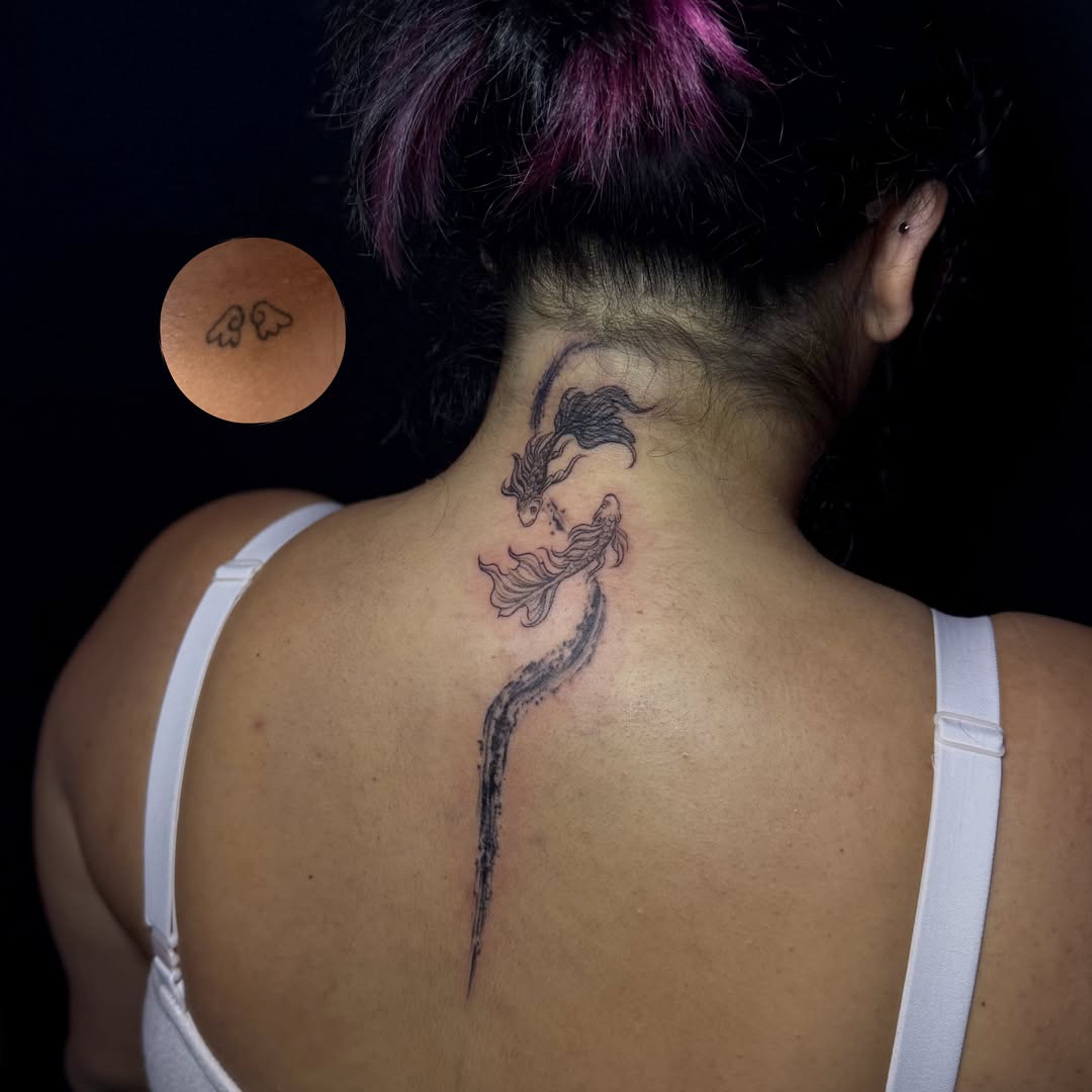Mermaid black and grey tattoo on the back by ๐๐ญ๐ฆ๐จ๐ณ๐ข โ๐๐ฆ๐จโ ๐ฆต