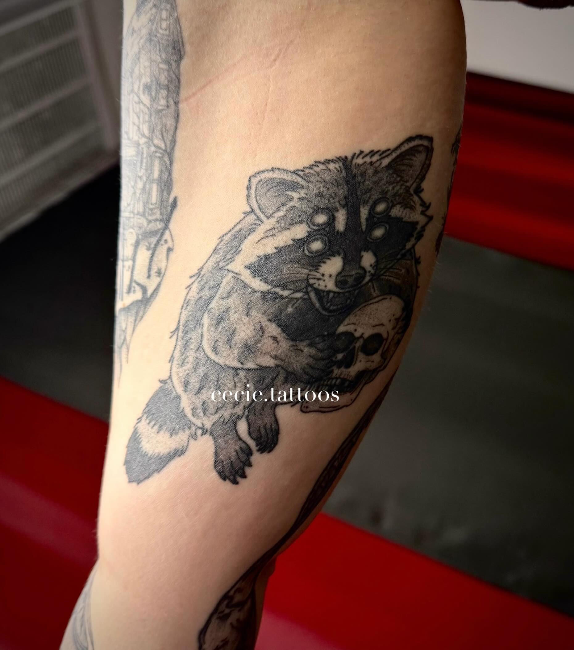 Tattoo by @cecie.tattoos — black_and_grey