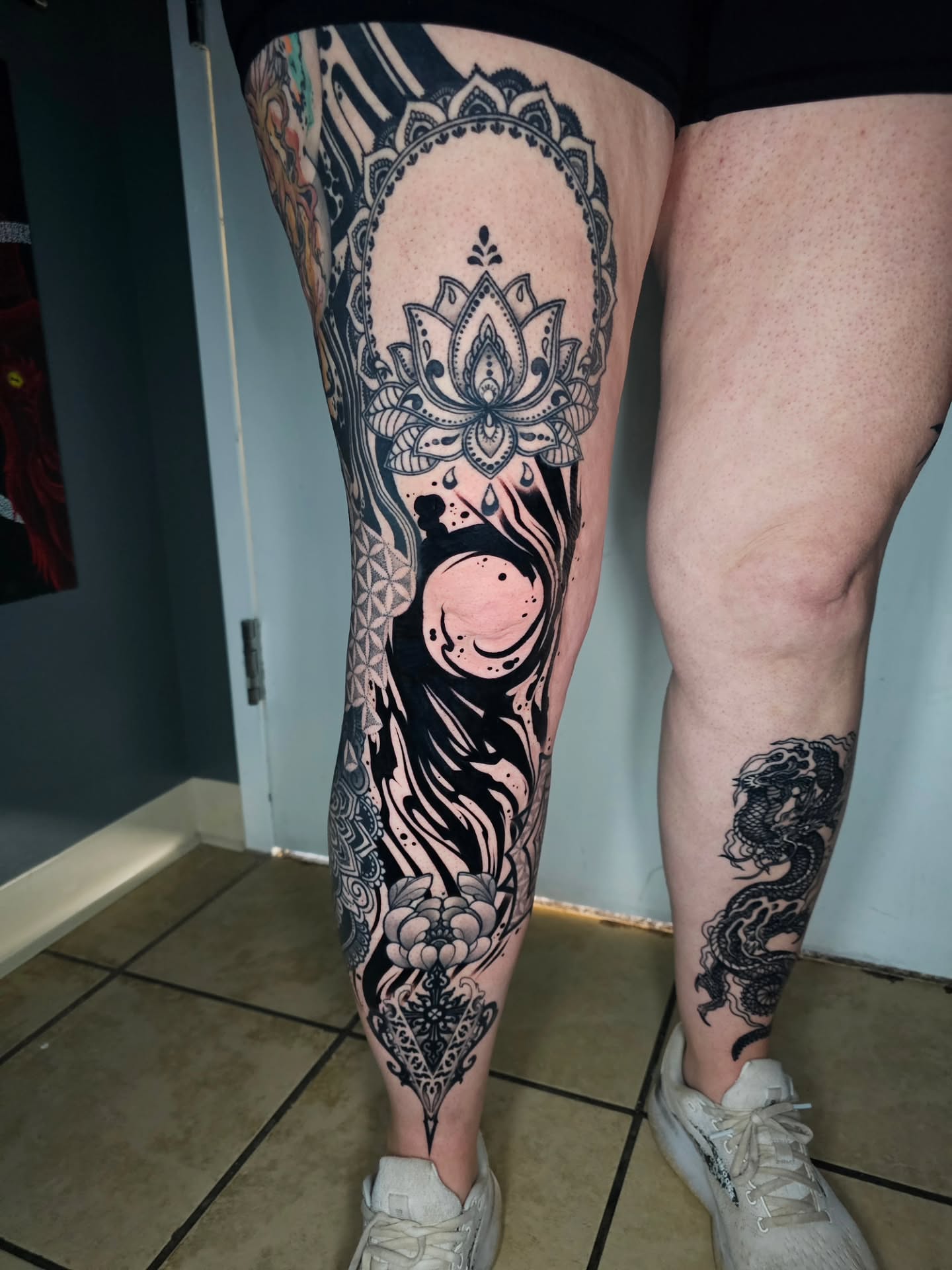 Tattoo by @ericbadantattoos โ black_and_grey, geometric