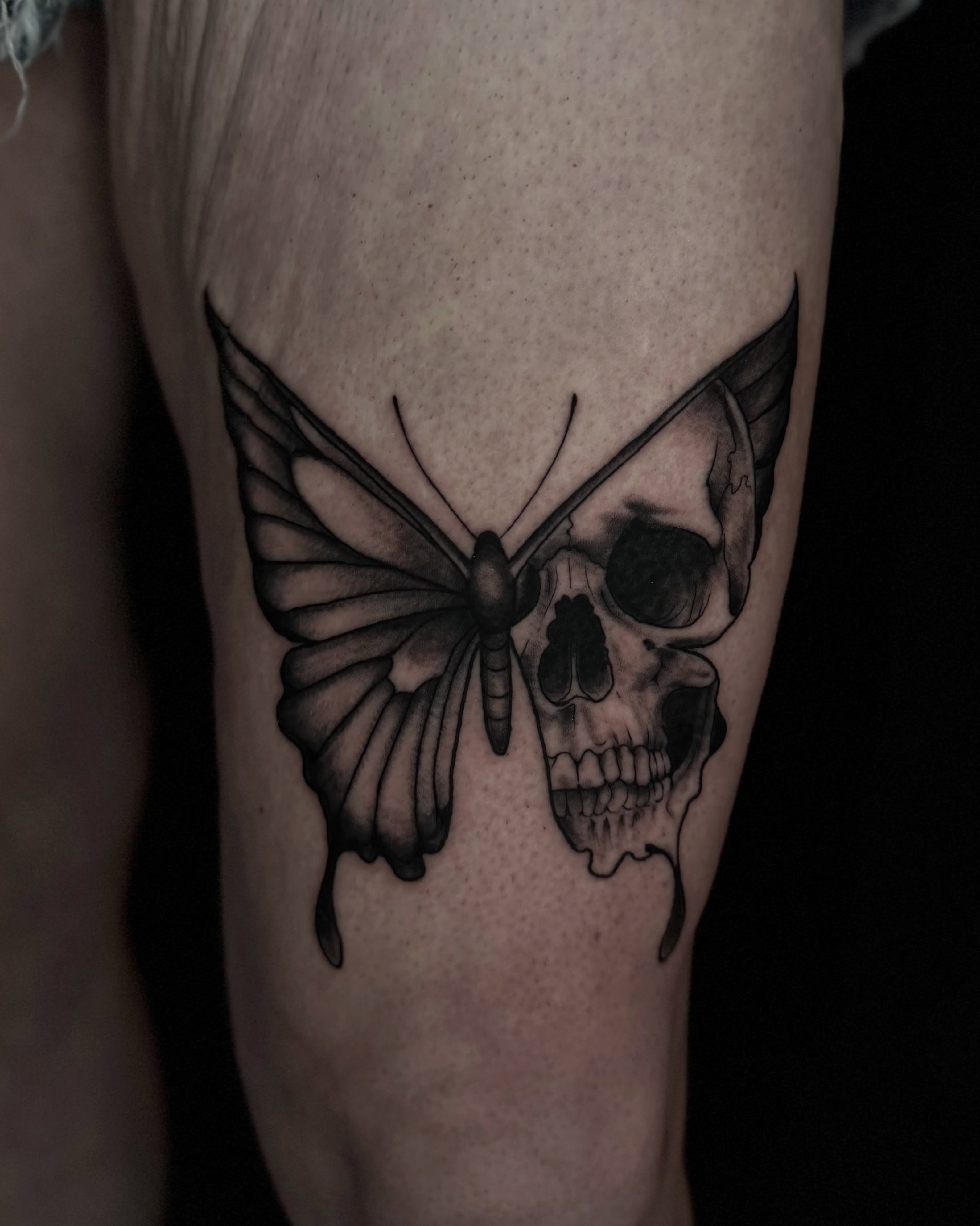 Tattoo by @elena.rivera.tattoos — black_and_grey, realism