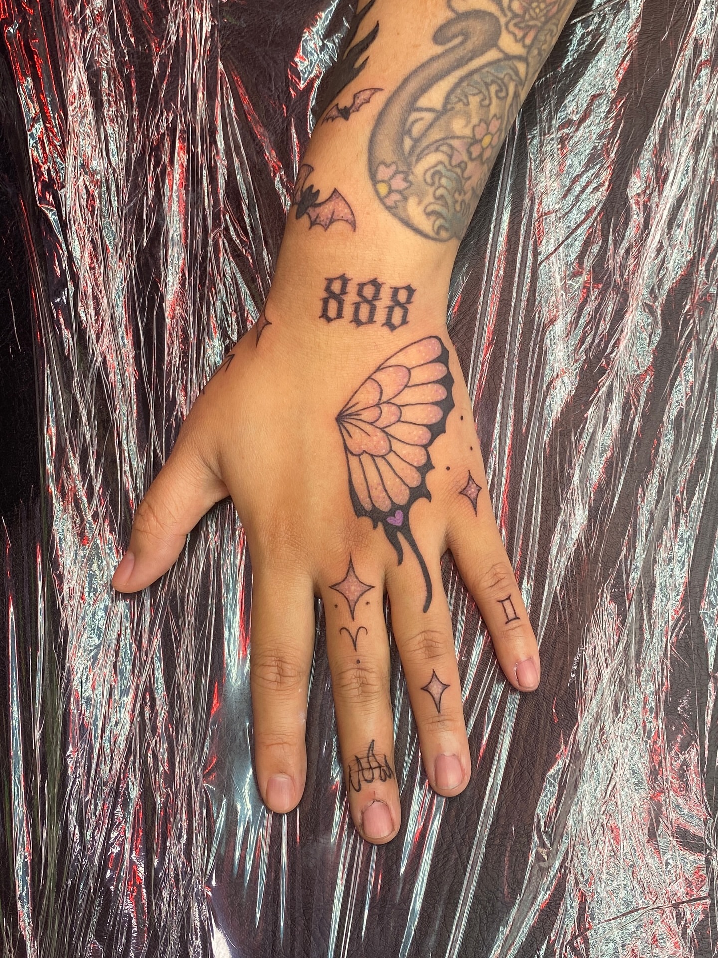 Tattoo by @elliotjayetattoos — black_and_grey