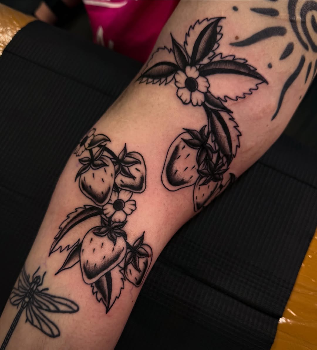 Tattoo by @electricladyink — black_and_grey