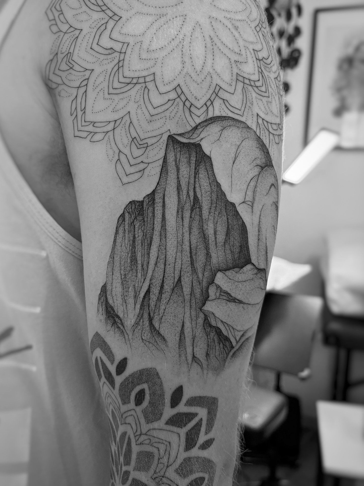 Tattoo by @art.byjaclyn — dotwork, realism