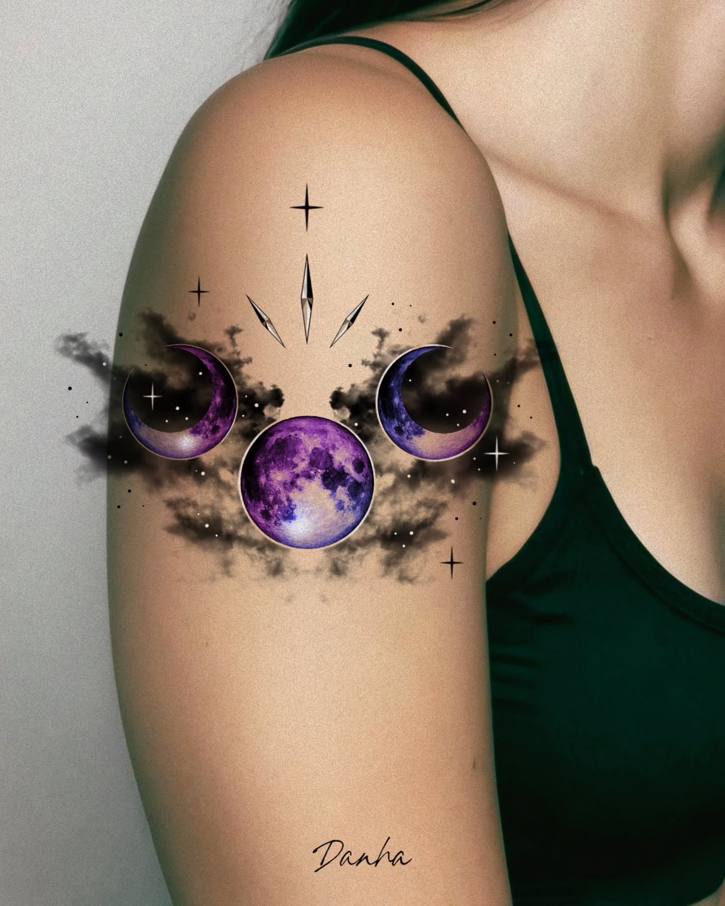 Tattoo by @tattooist_danha โ dotwork, geometric