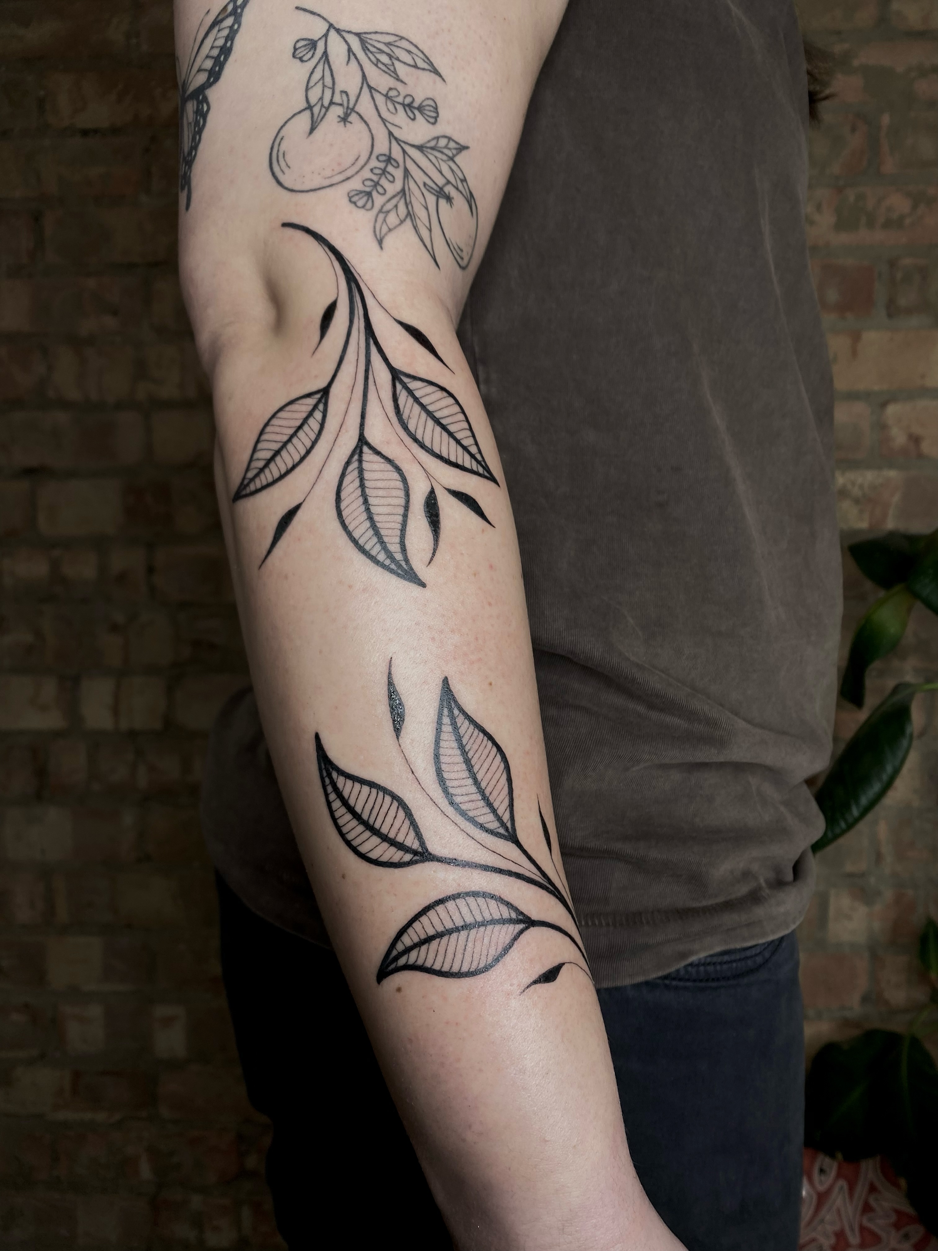 Tattoo by @tatemarthatattoo — black_and_grey