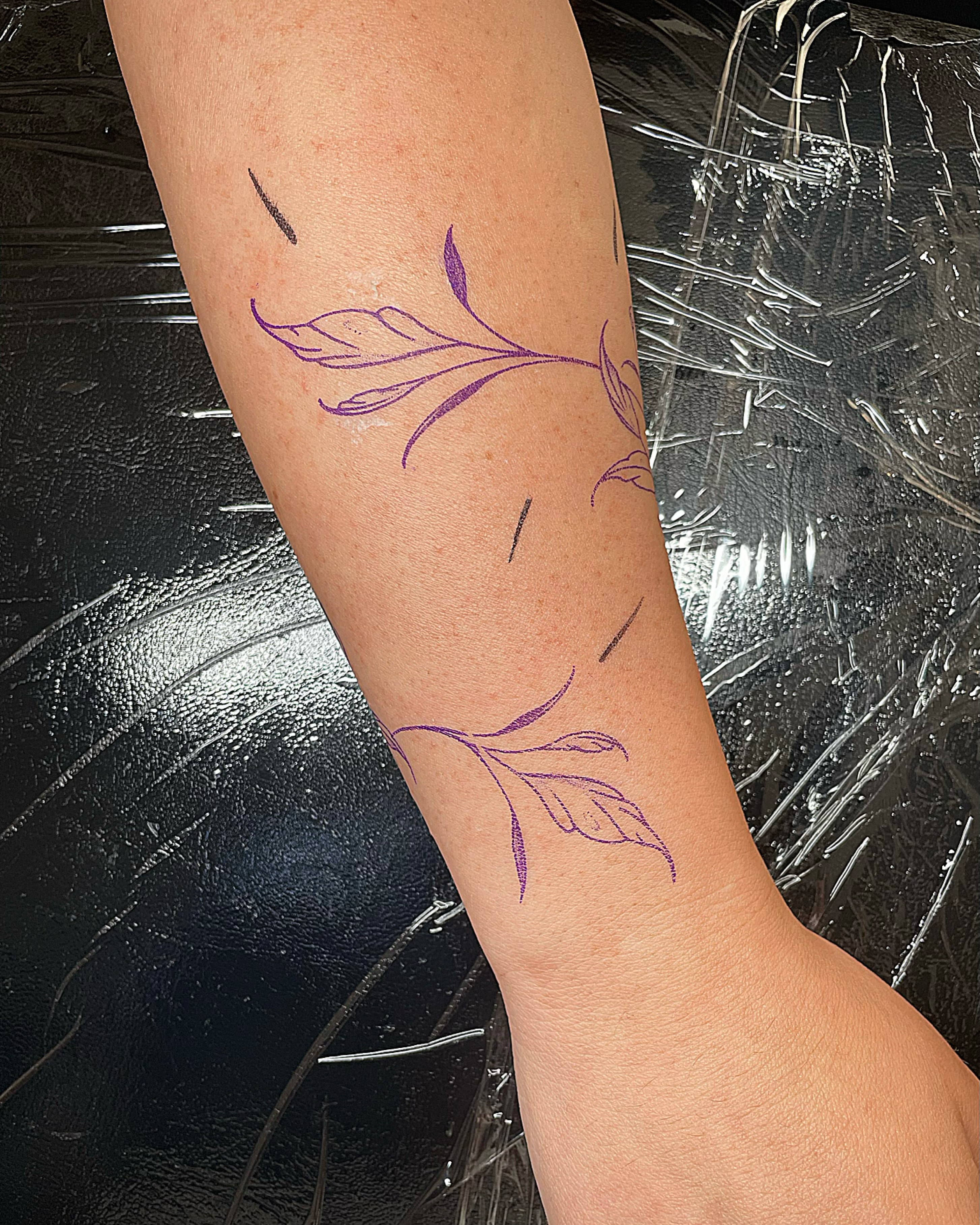 Tattoo by @mimz_studio — fine_line