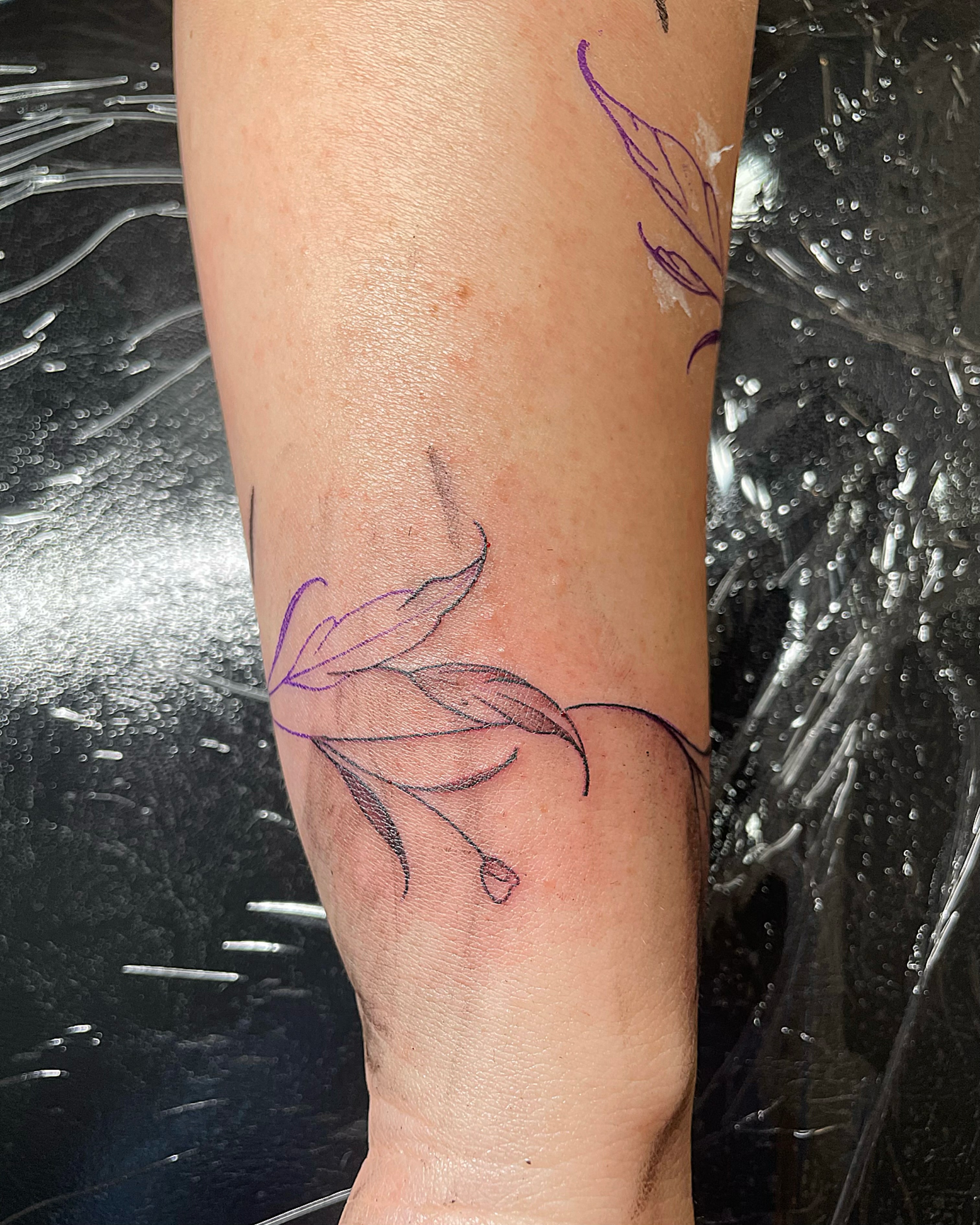 Tattoo by @mimz_studio — fine_line