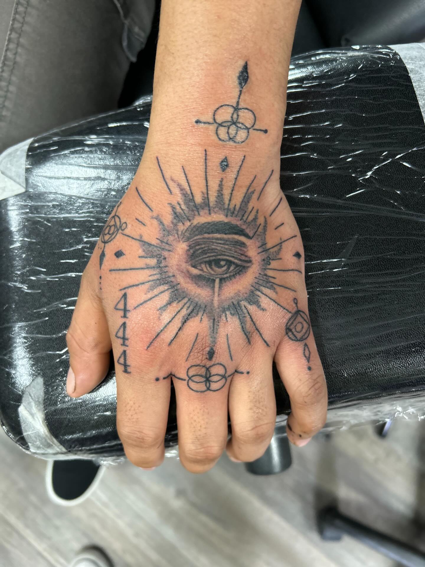 Tattoo by @underground_artcollective — black_and_grey