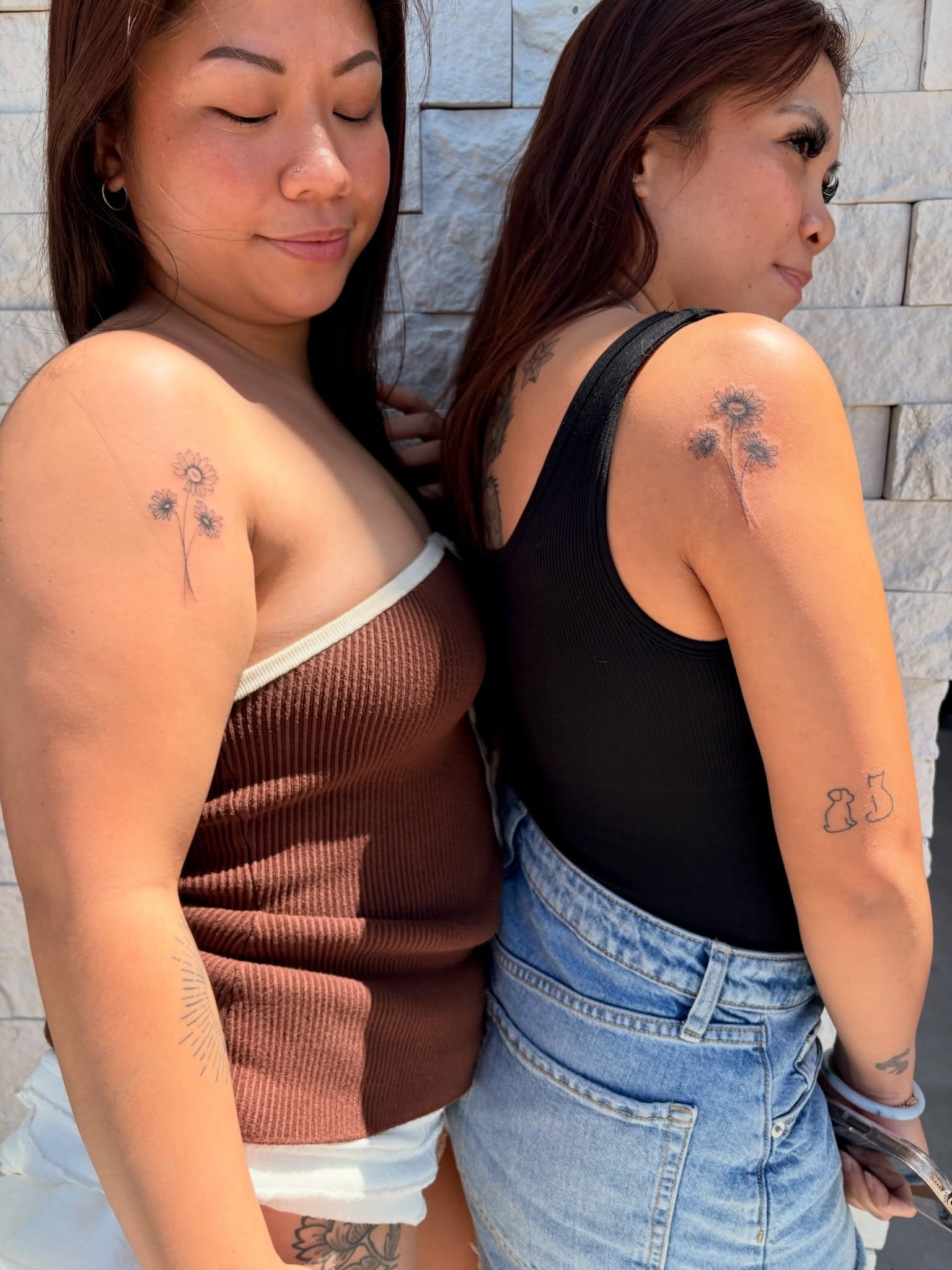 Dandelion black and grey tattoo on the shoulder by tati 🇬🇺🇵🇭