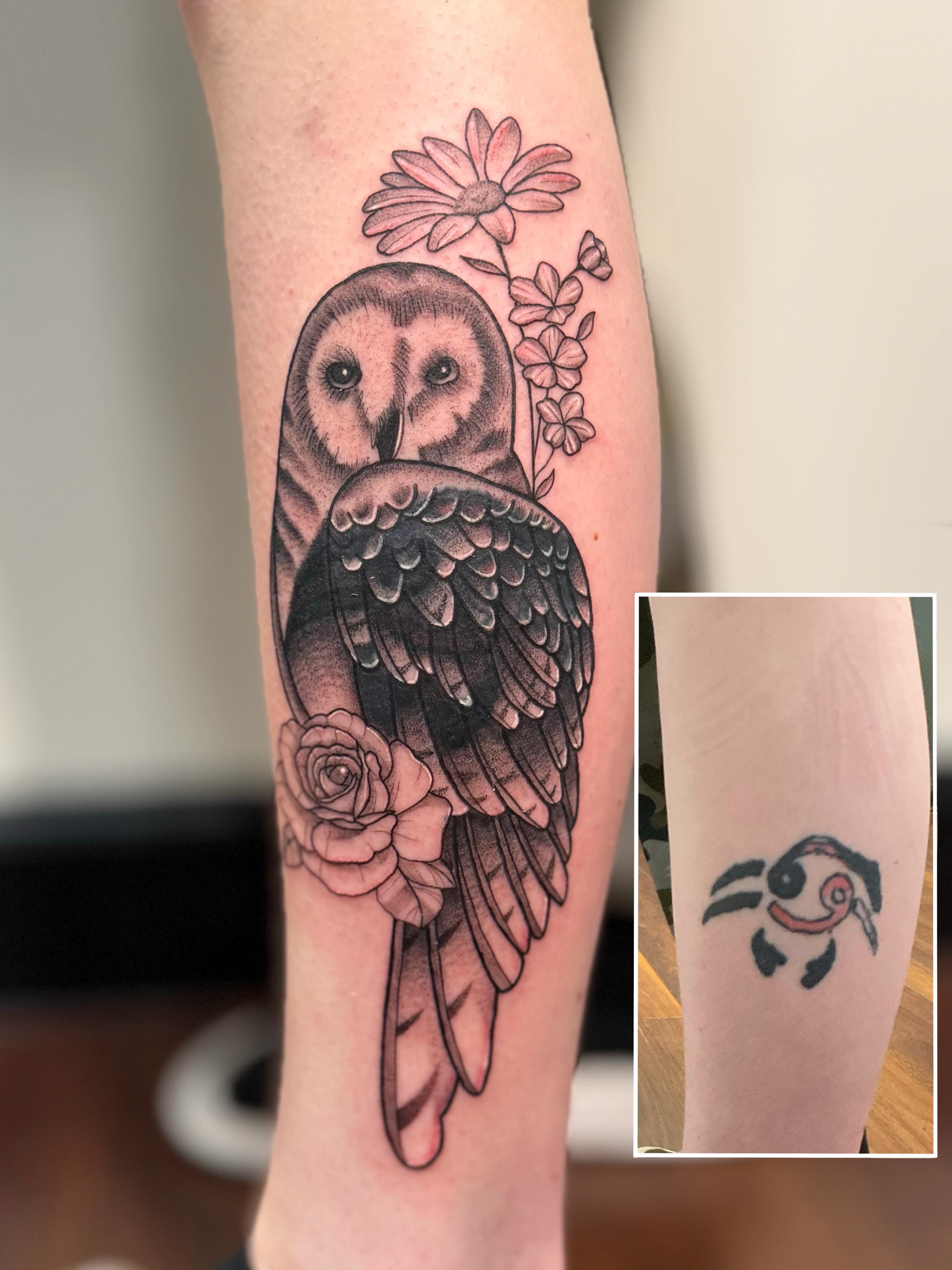 Owl with flowers black and grey tattoo on the forearm by Maddy Coletti✨