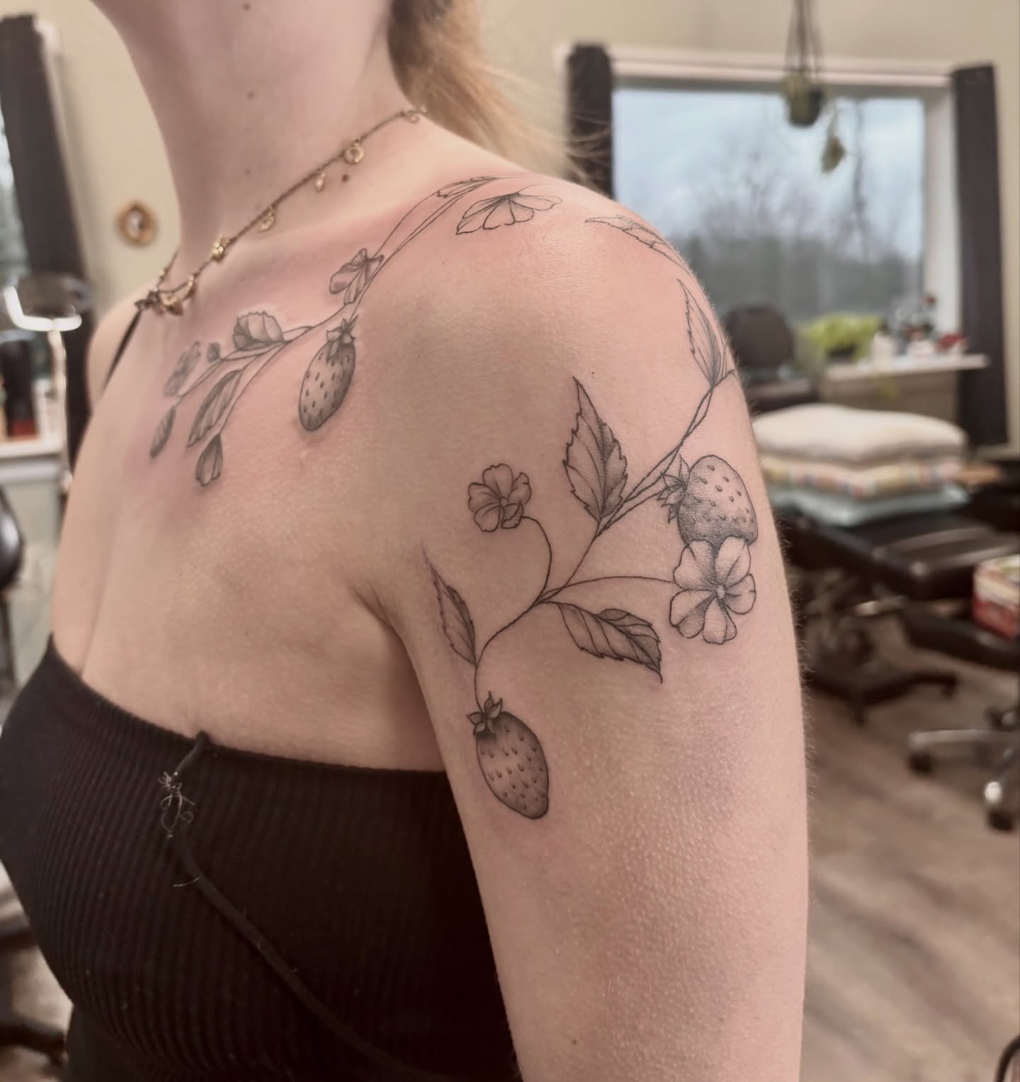 Tattoo by @sagerayink — black_and_grey