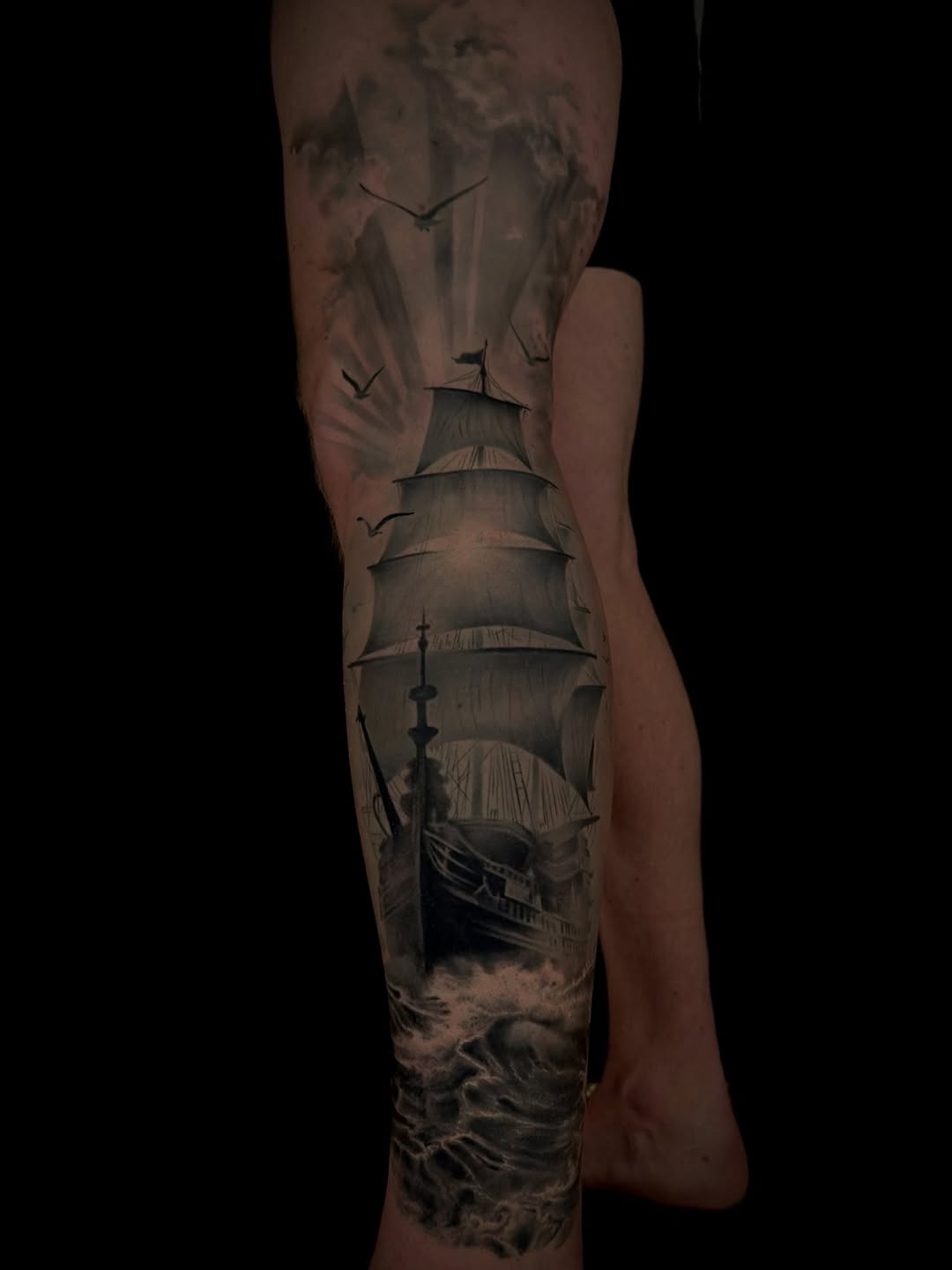 Tattoo by @niclunatattoo — realism, black_and_grey