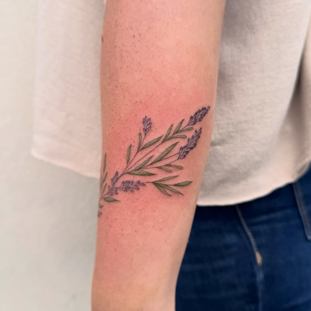 Tattoo by @madisonpaigedavenport — black_and_grey