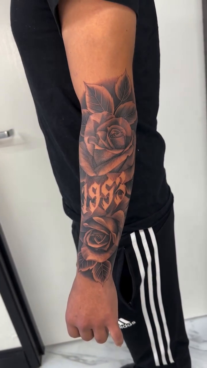 Tattoo by @7opez — realism, black_and_grey