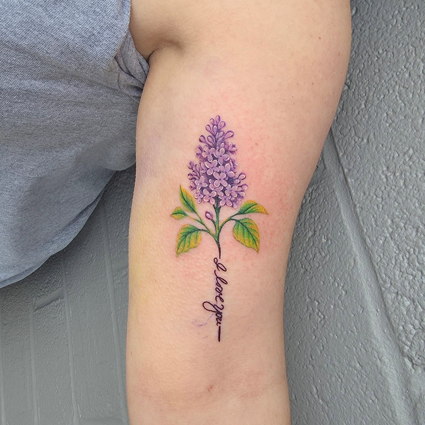 Tattoo by @tatsbykyra1 โ realism