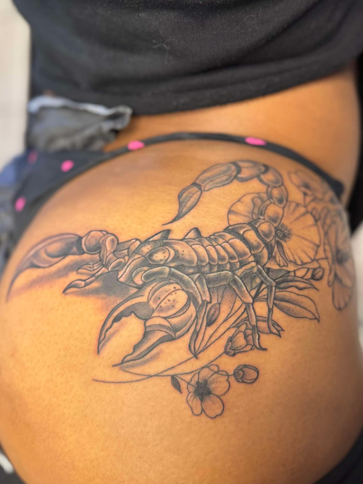 Tattoo by @underground_artcollective — black_and_grey