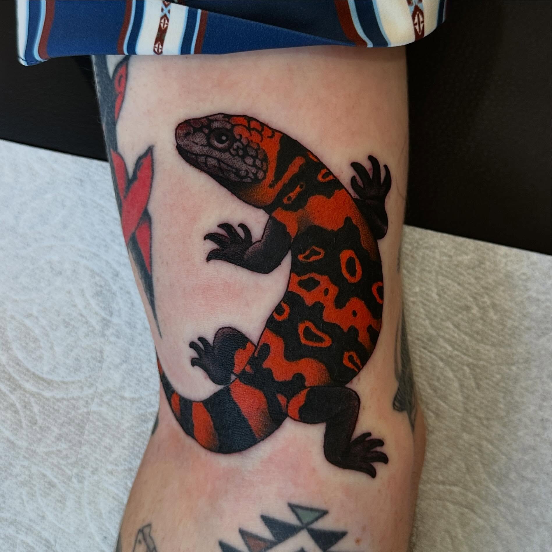 Tattoo by @samavitia — realism, dotwork