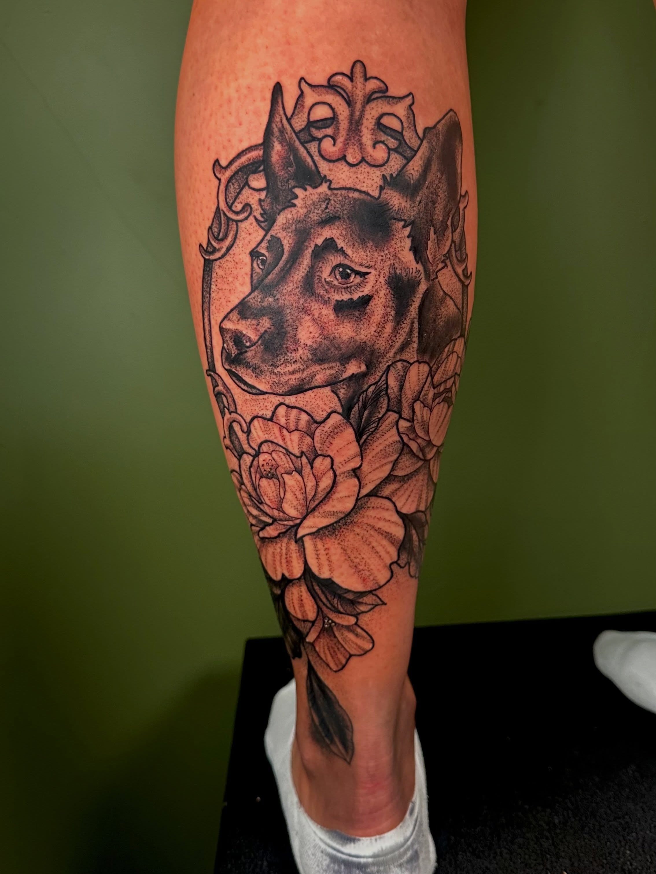 Tattoo by @bumbleknee_tattoos — realism, dotwork