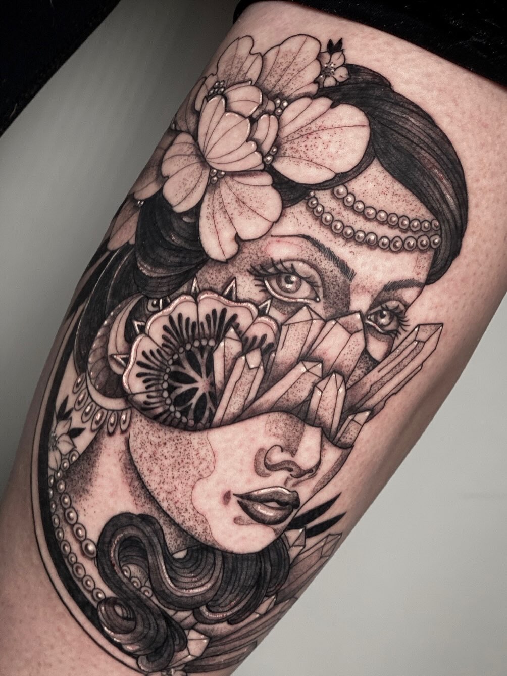 Tattoo by @luna_sea_tattoo — black_and_grey, ornamental