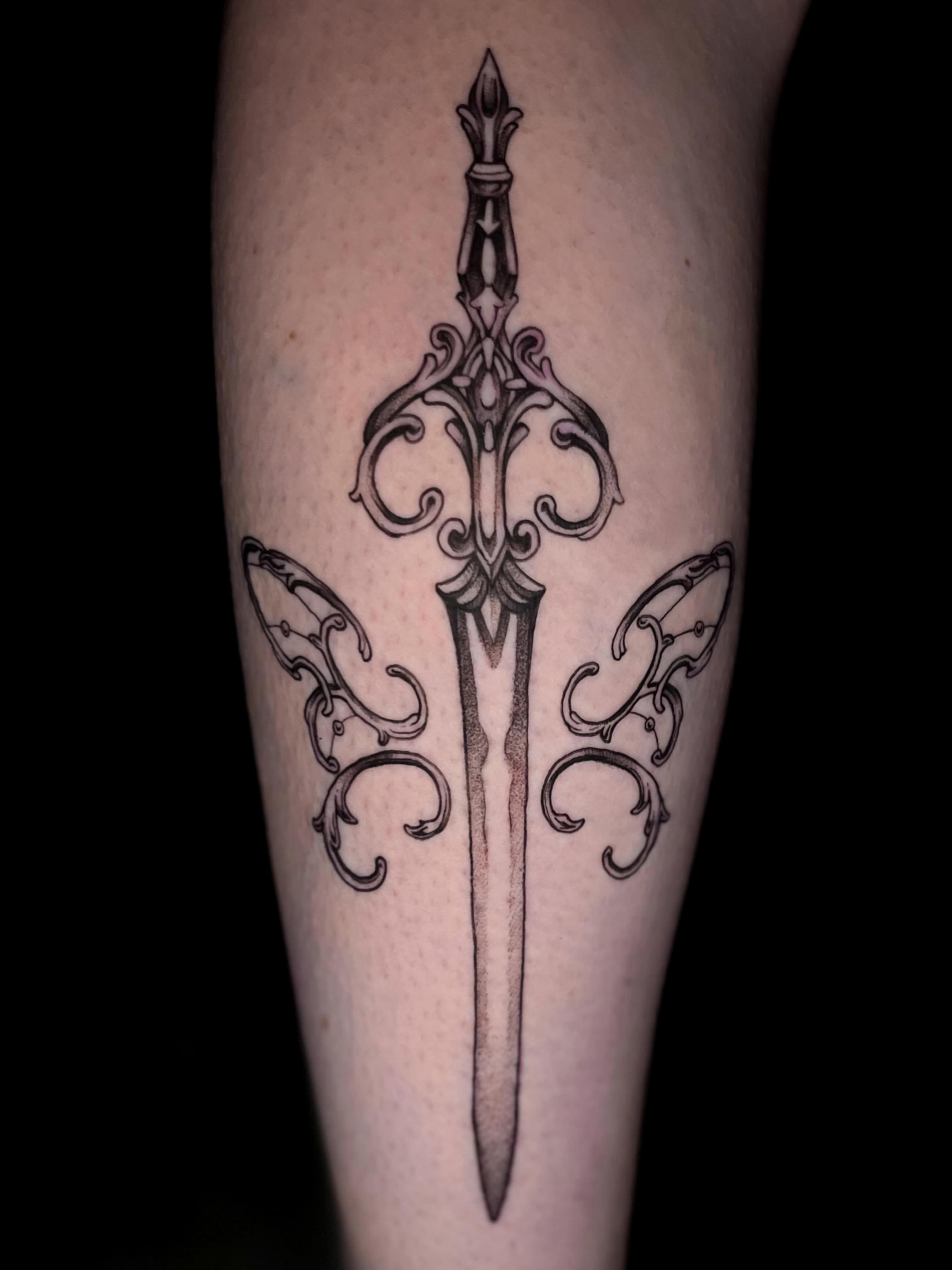Tattoo by @celynity — ornamental