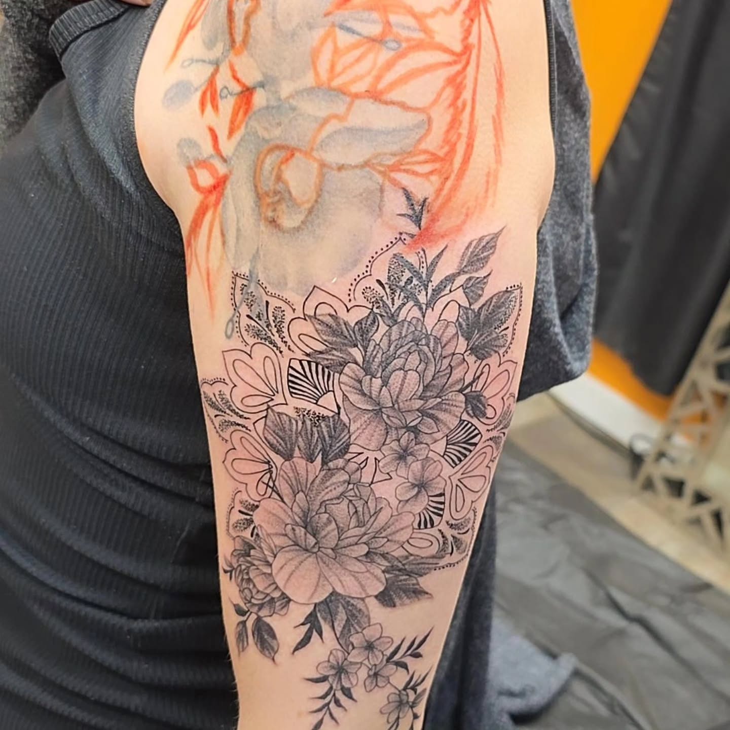 Tattoo by @creativeinsighttattoo19 — black_and_grey