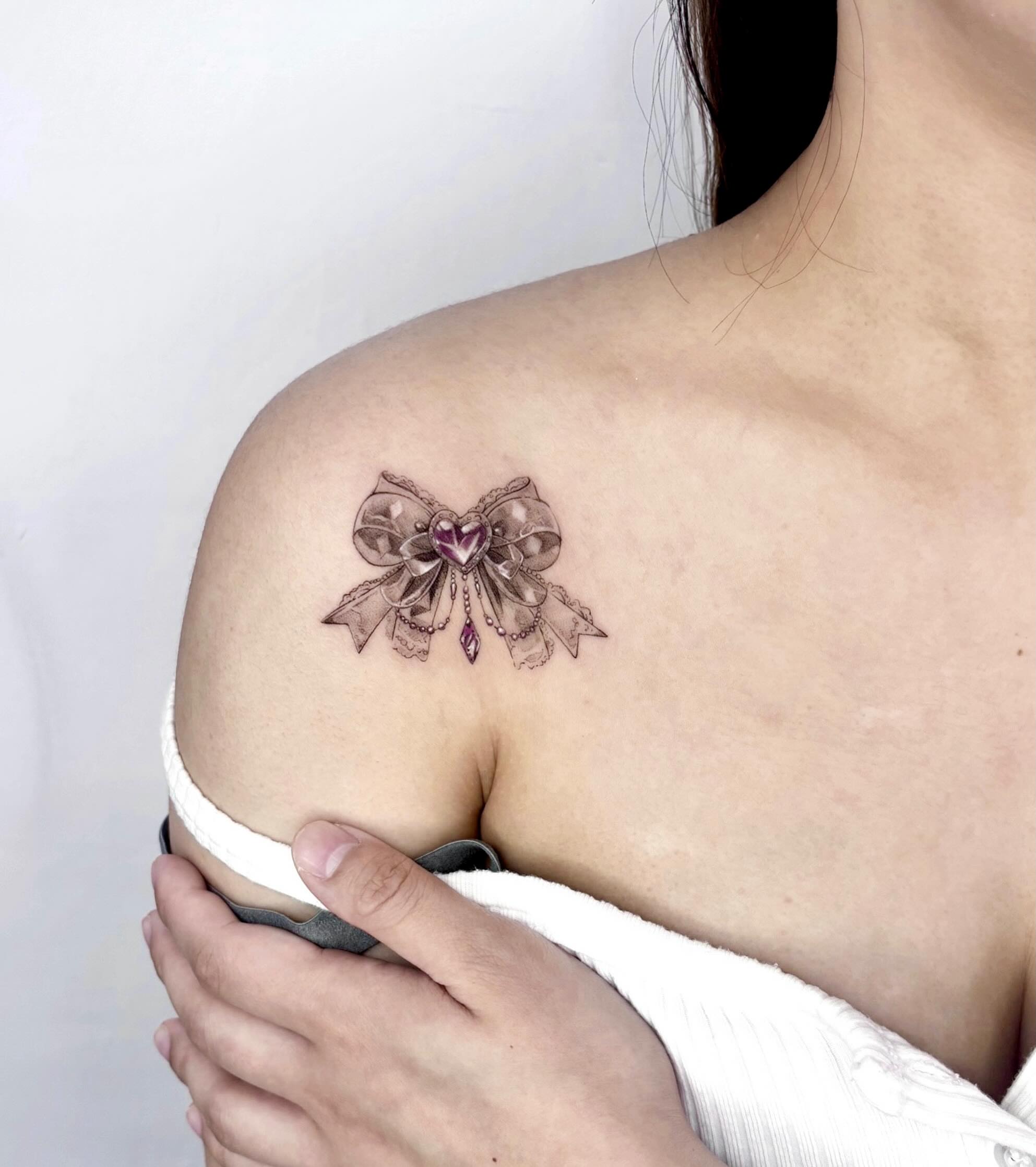 Tattoo by @nyangwol_tattoo — fine_line