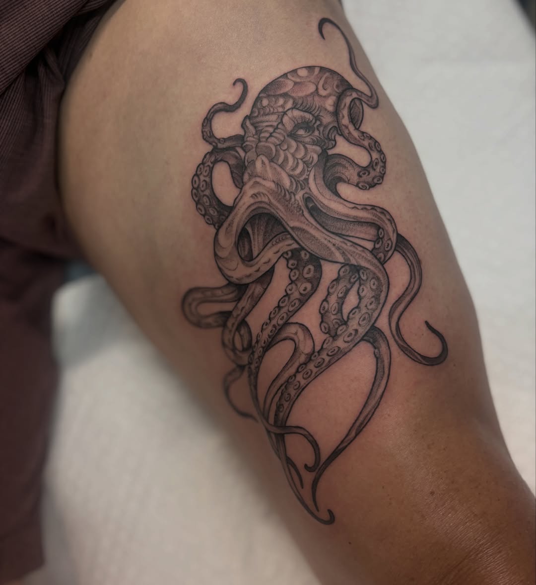 Tattoo by @genevieveink — black_and_grey