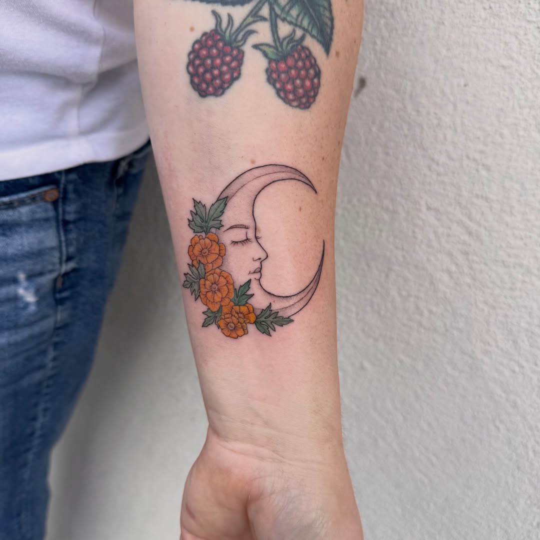 Tattoo by @madisonpaigedavenport — neo_traditional, dotwork