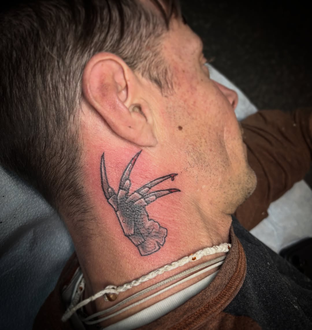 Tattoo by @acmtattoo — black_and_grey