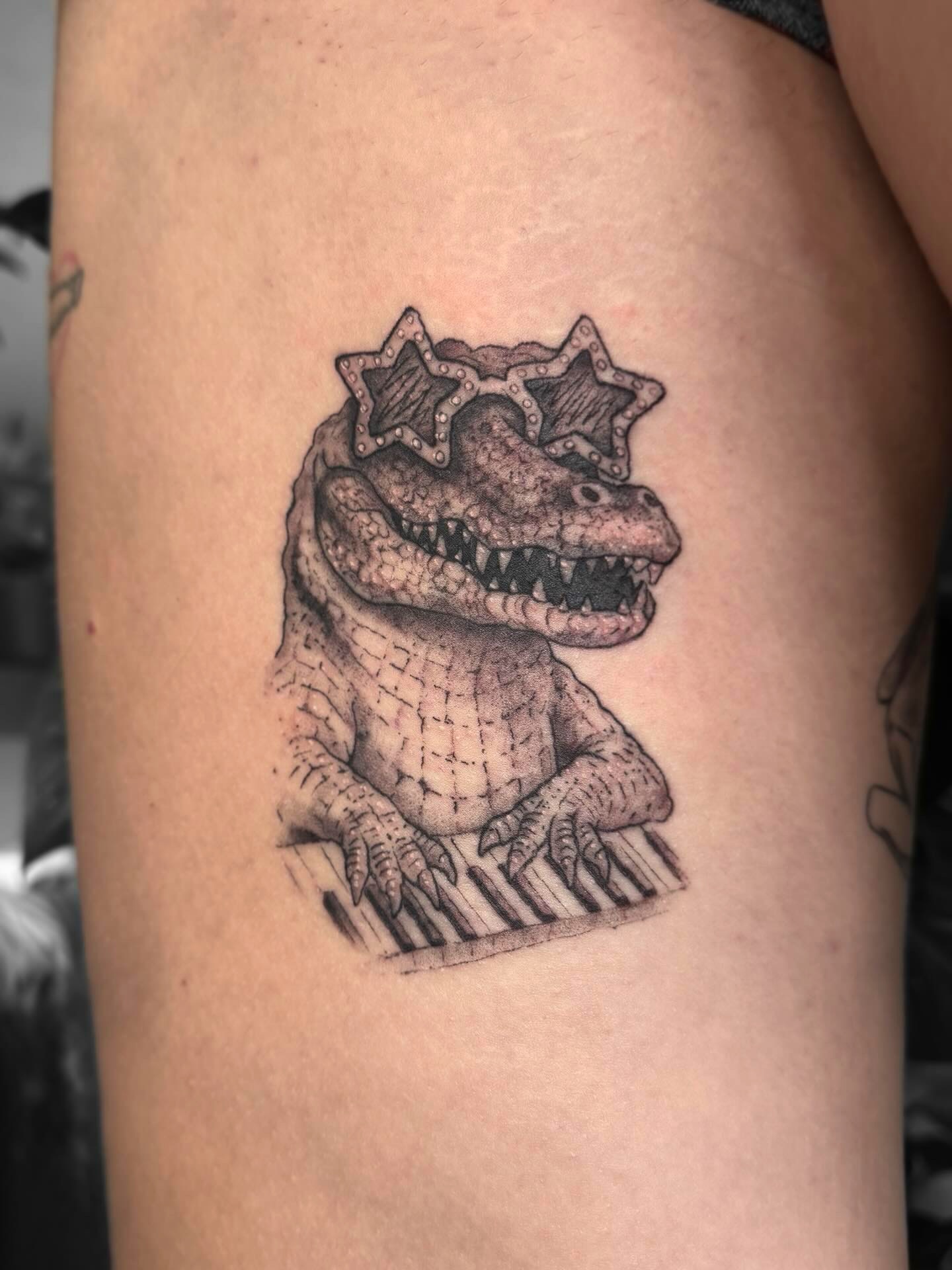 Tattoo by @em.isabella_ink โ black_and_grey