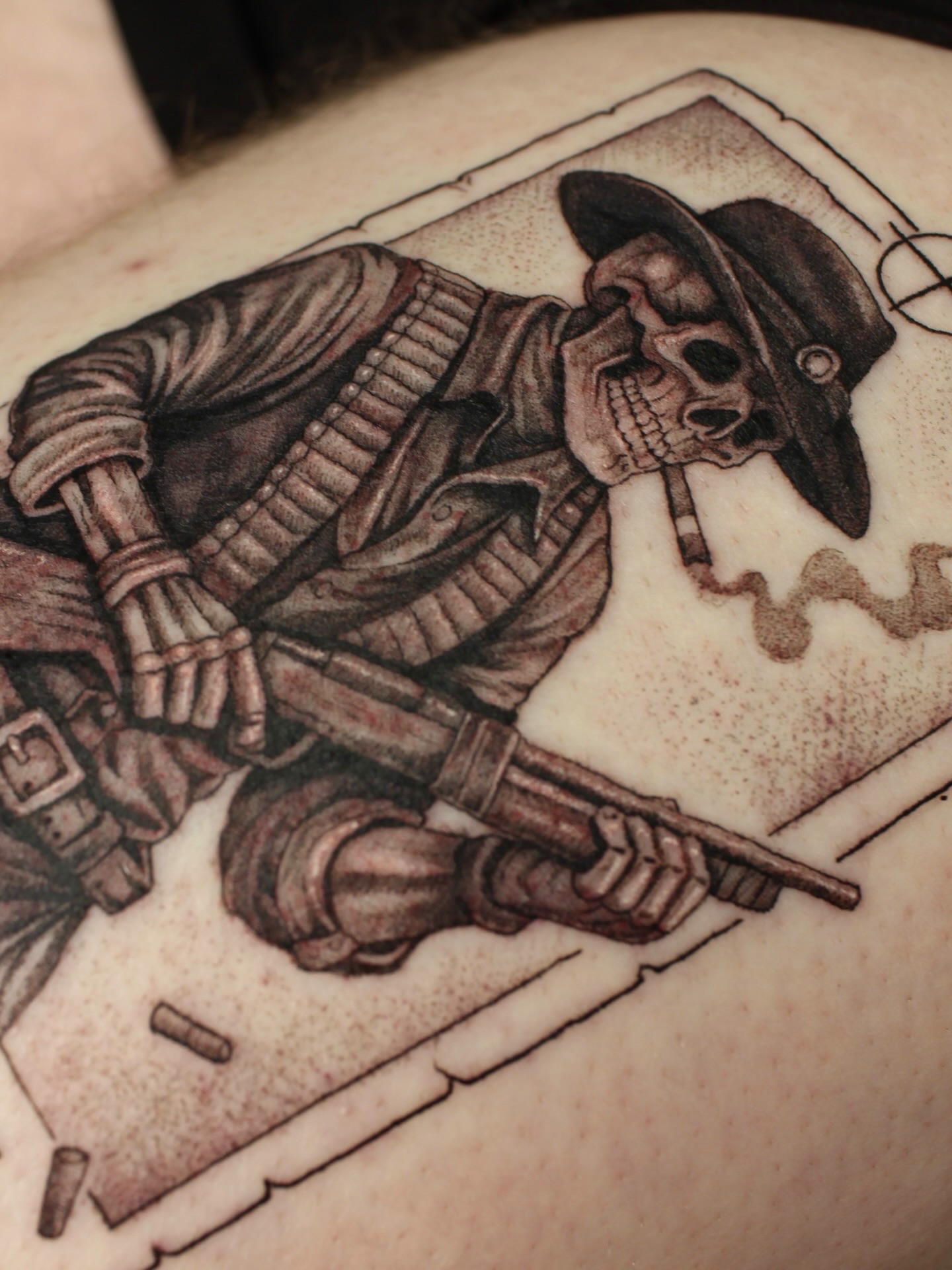 Tattoo by @em.isabella_ink โ black_and_grey, realism